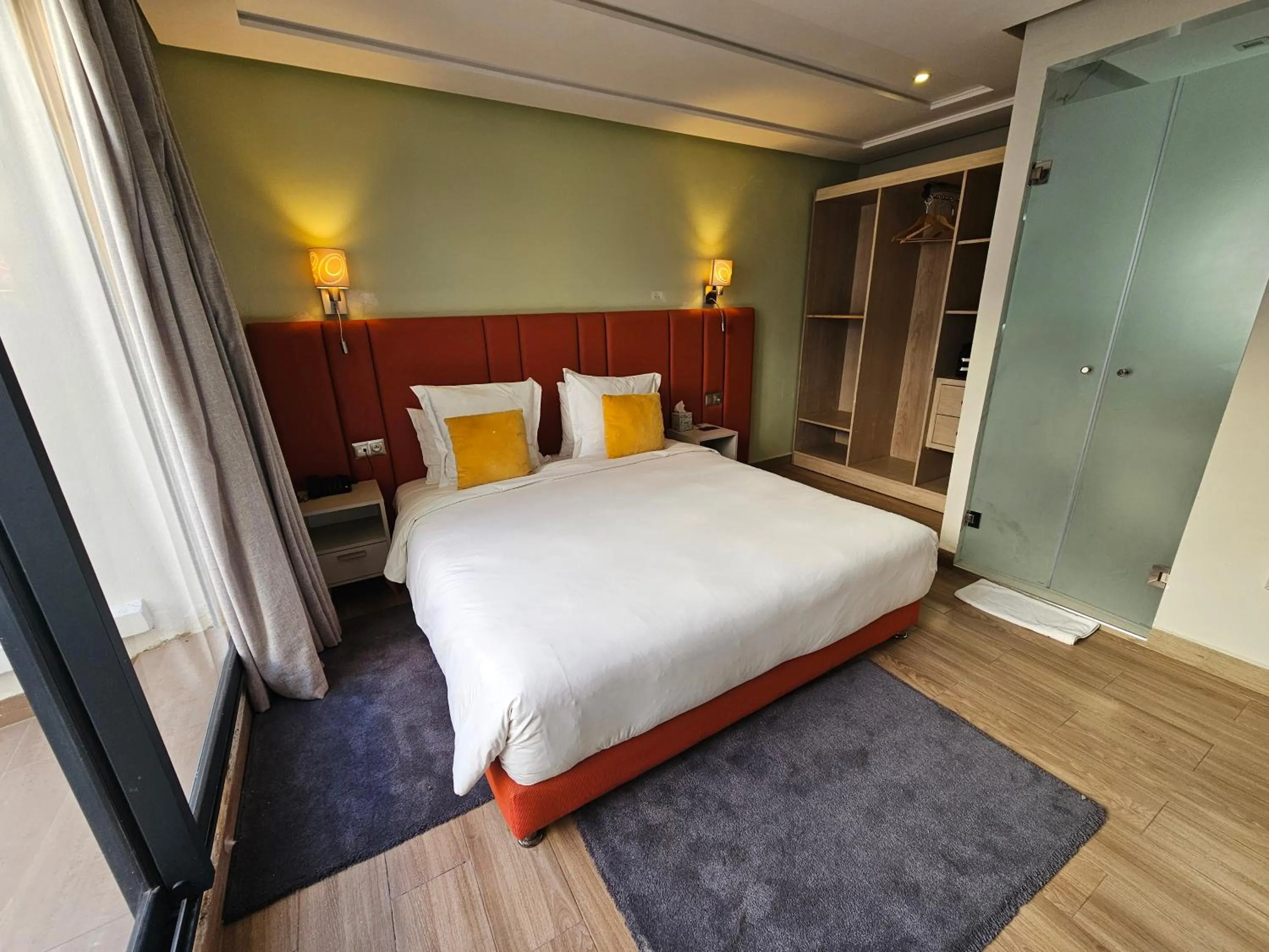 Bedroom, Bed in DownTown Hotel Maârif Casablanca By TSA