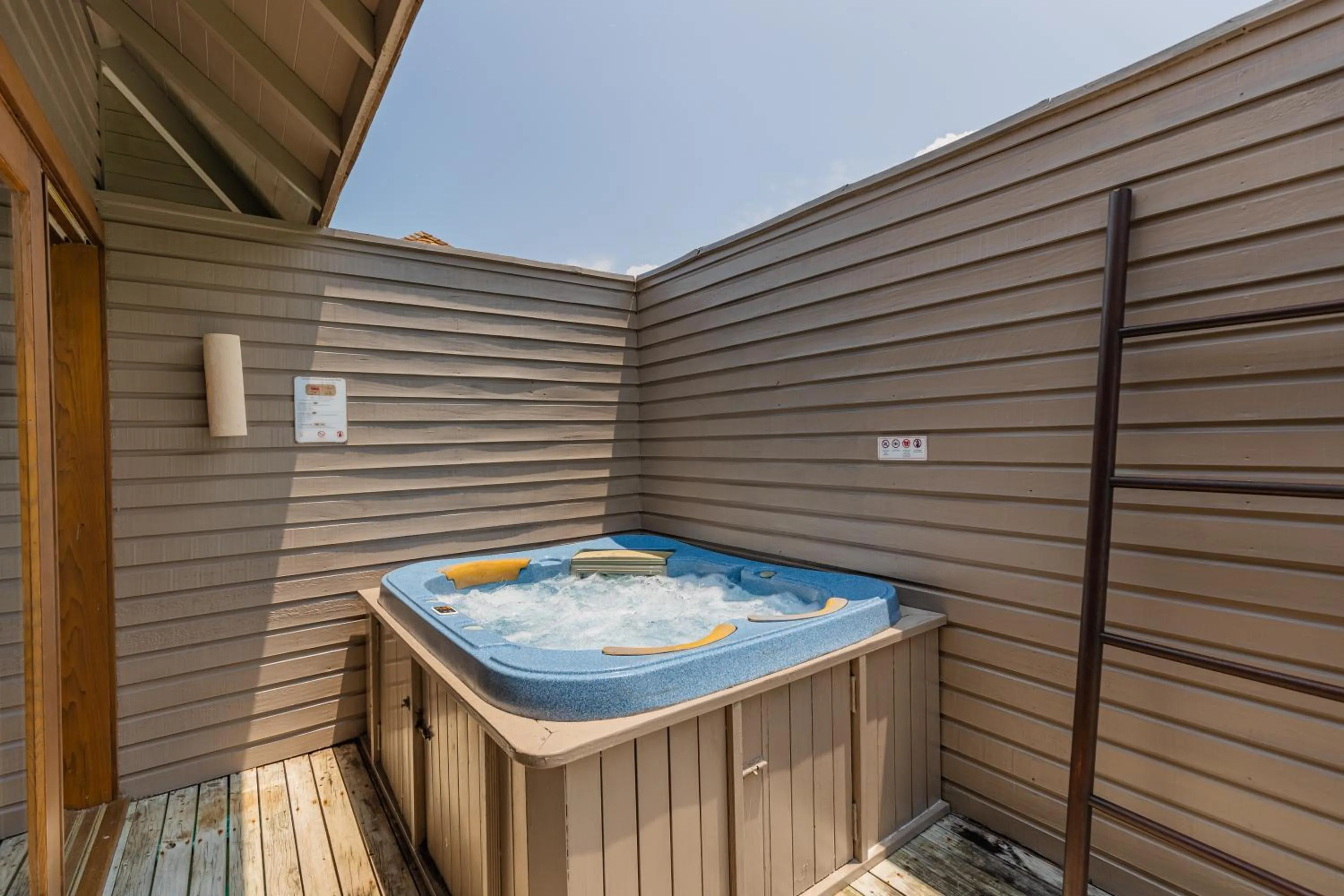 Bathroom in Meeru Maldives Resort Island