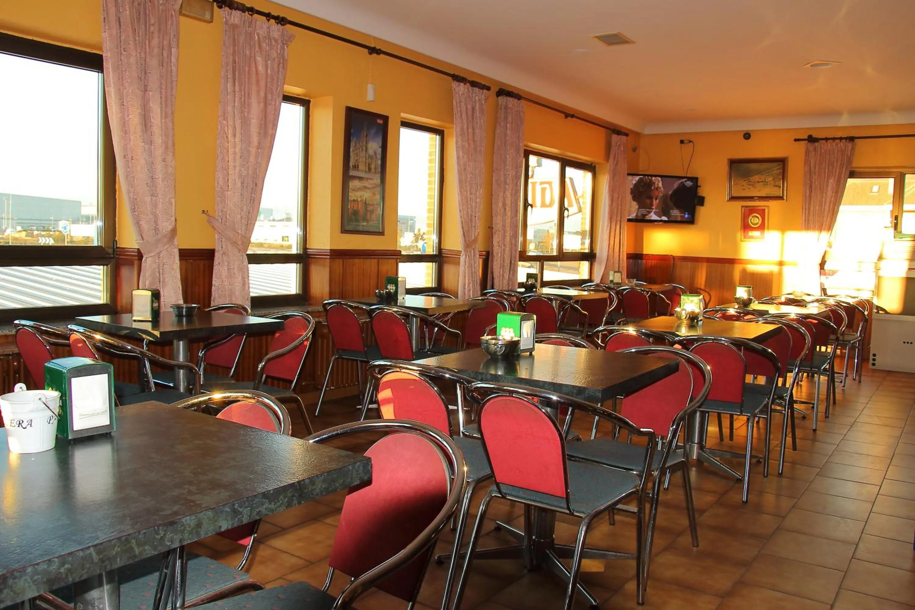 Property building in Hotel Avenida III