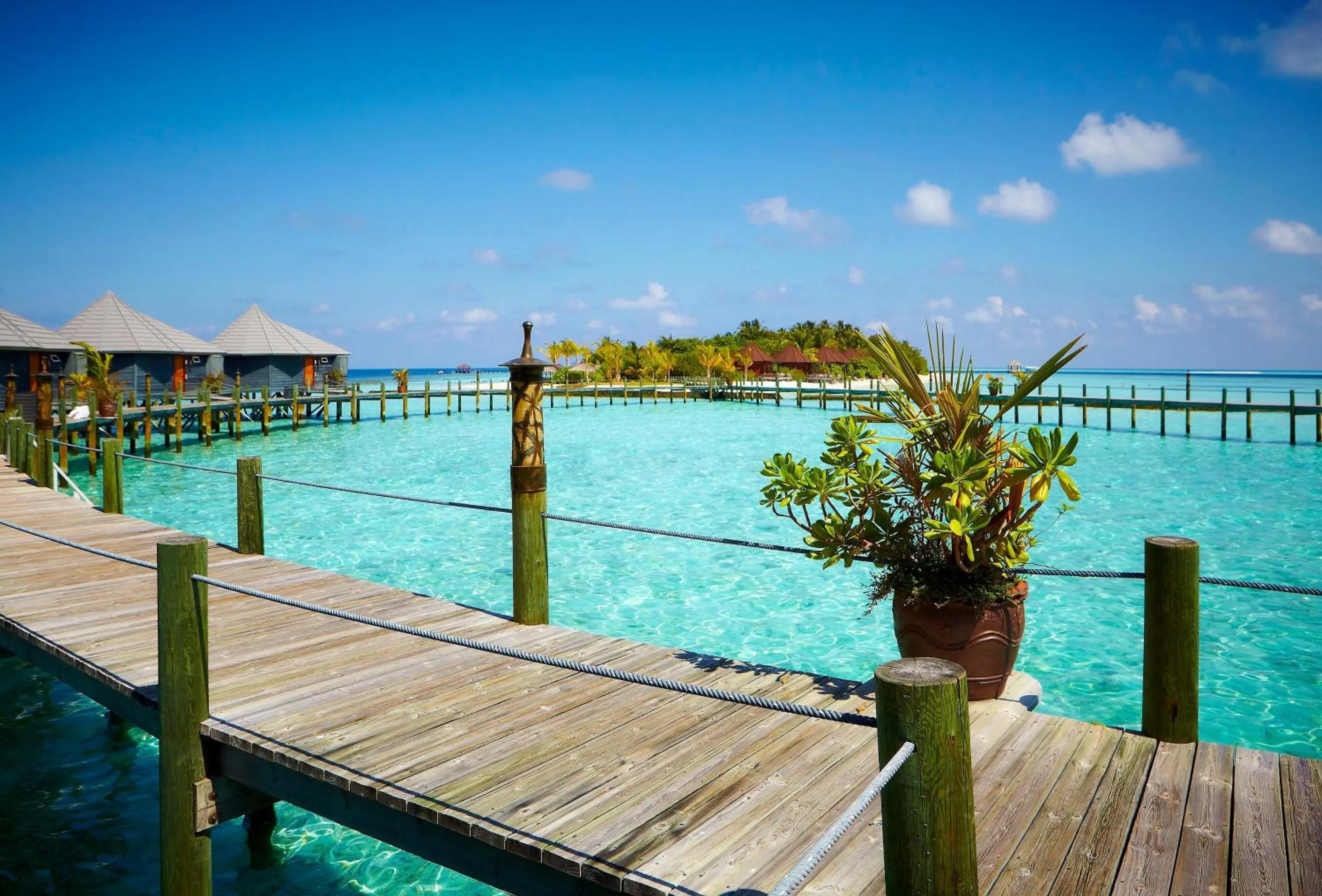 Property building in Komandoo Island Resort & Spa