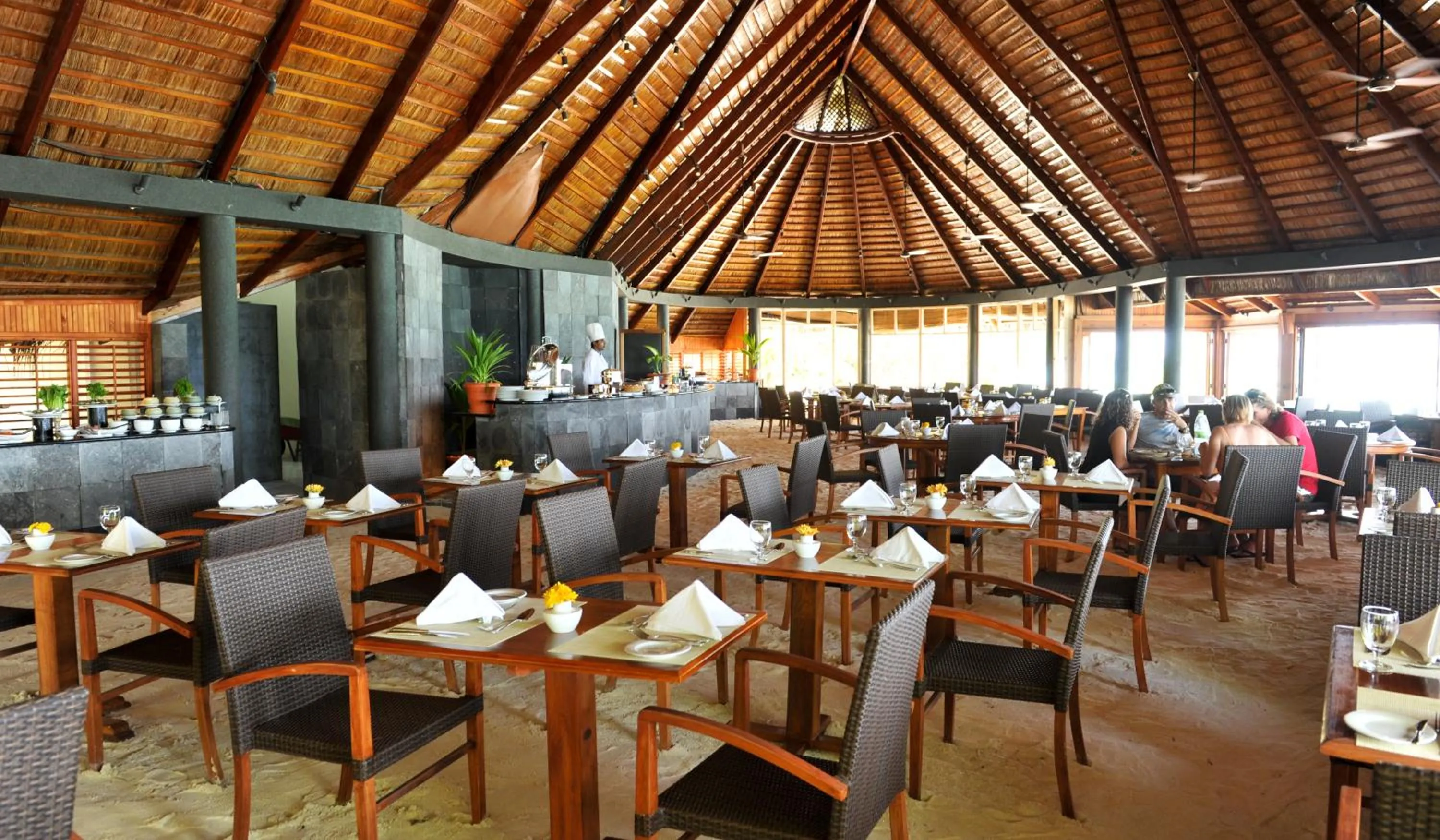 Restaurant/places to eat in Komandoo Island Resort & Spa