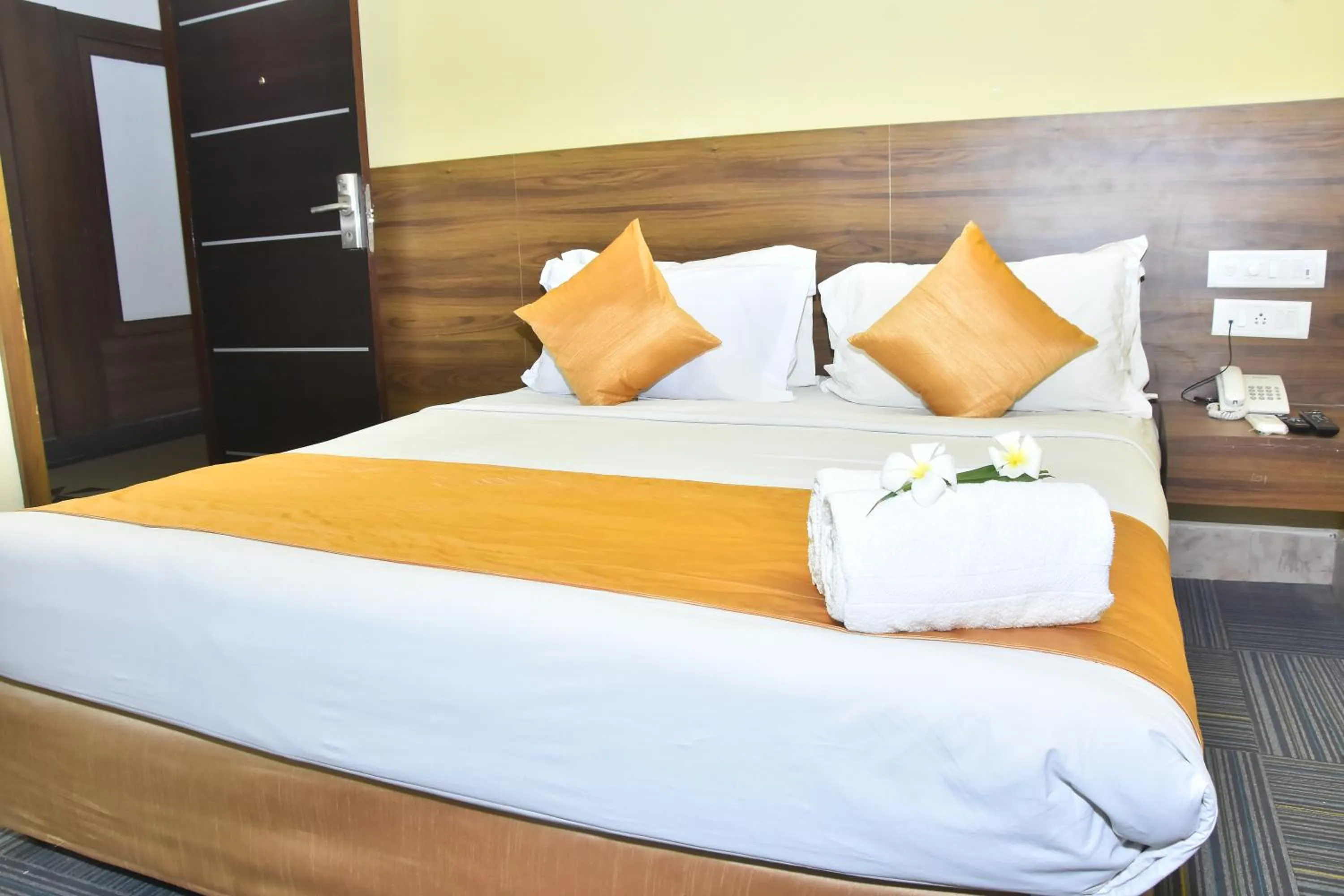 Bed in juSTa Sarang Rameshwaram