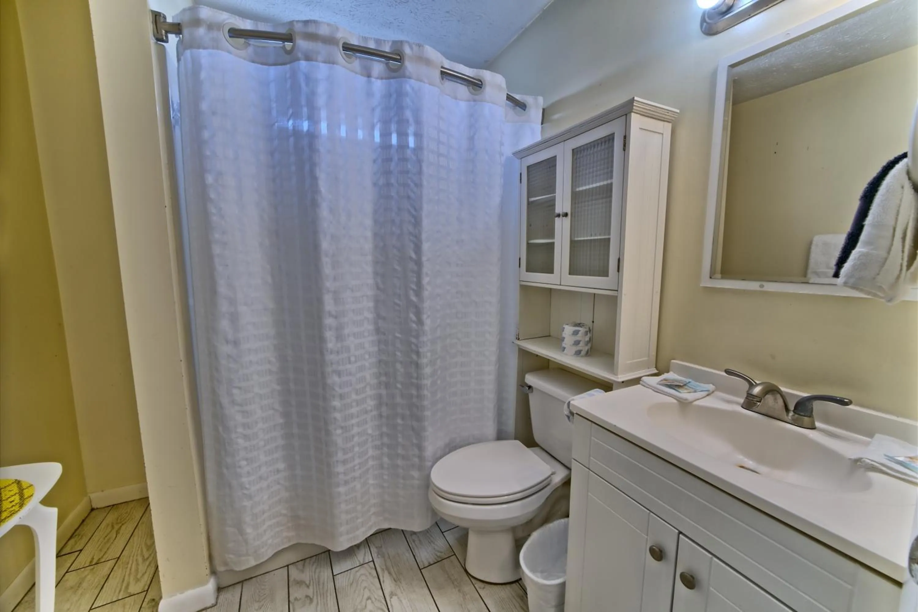 Bathroom in Pineapple Villas