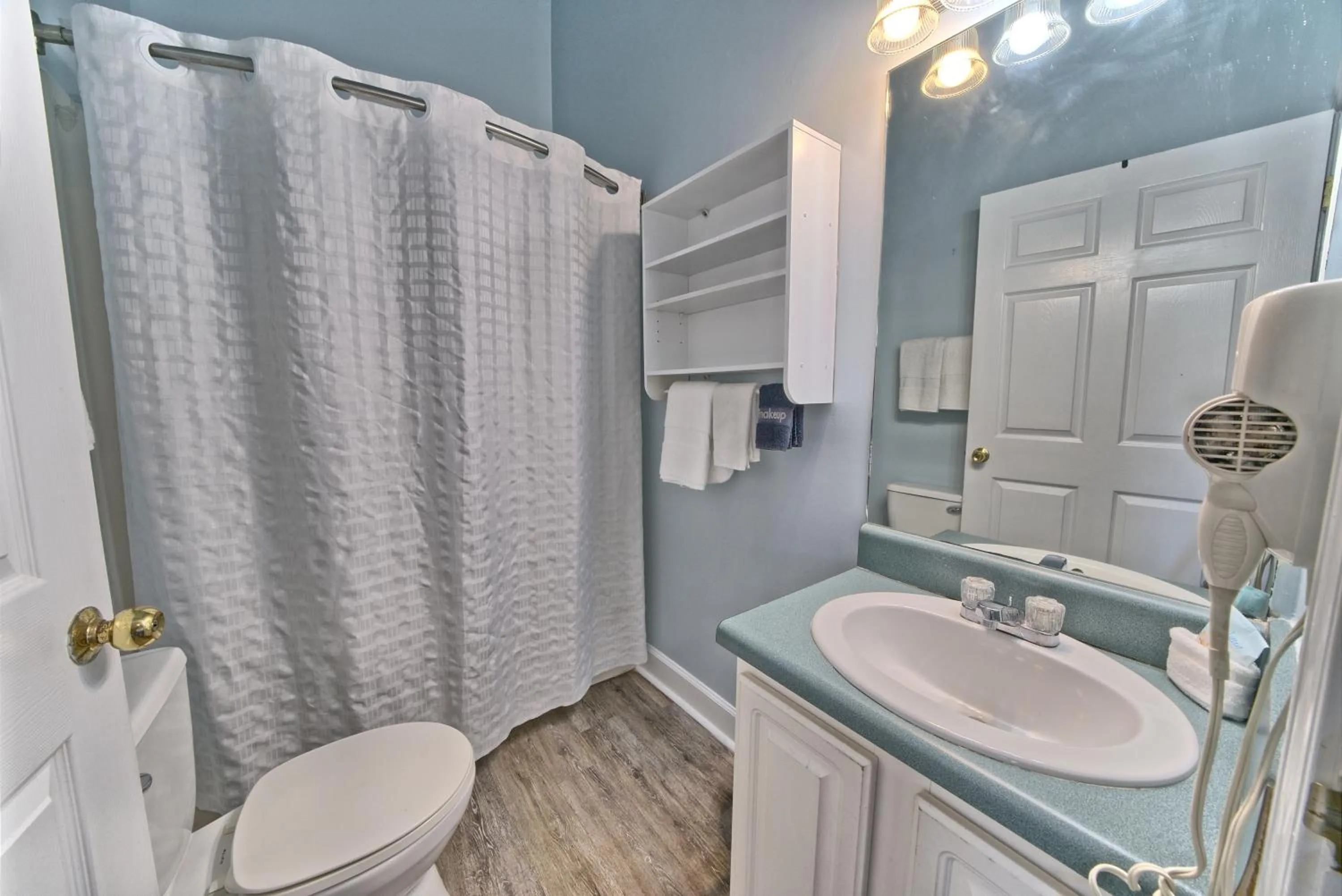 Bathroom in Pineapple Villas