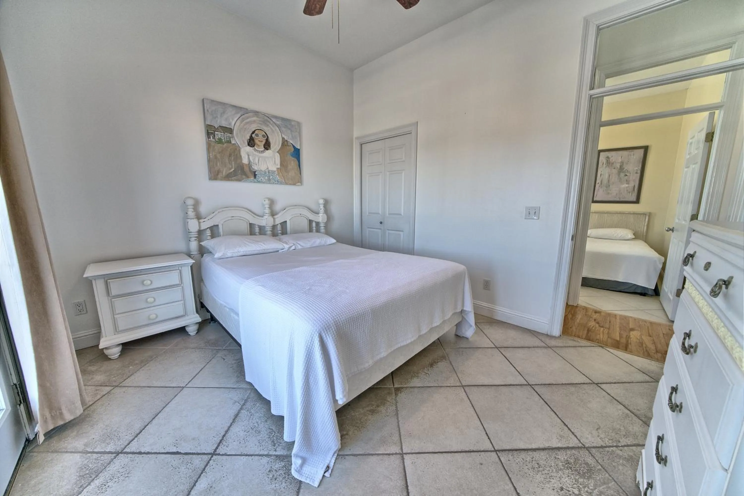 Bedroom in Pineapple Villas