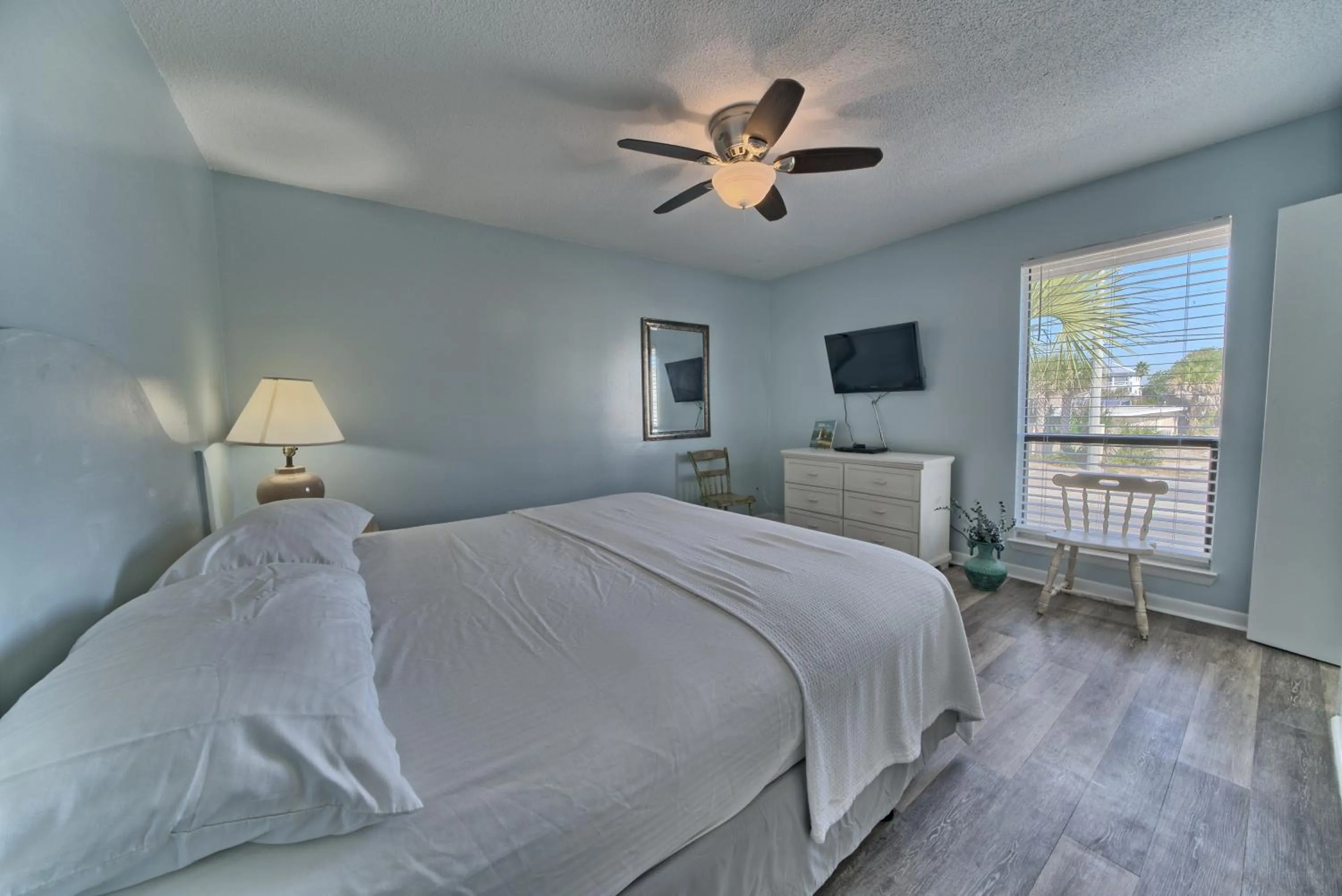 Bed in Pineapple Villas