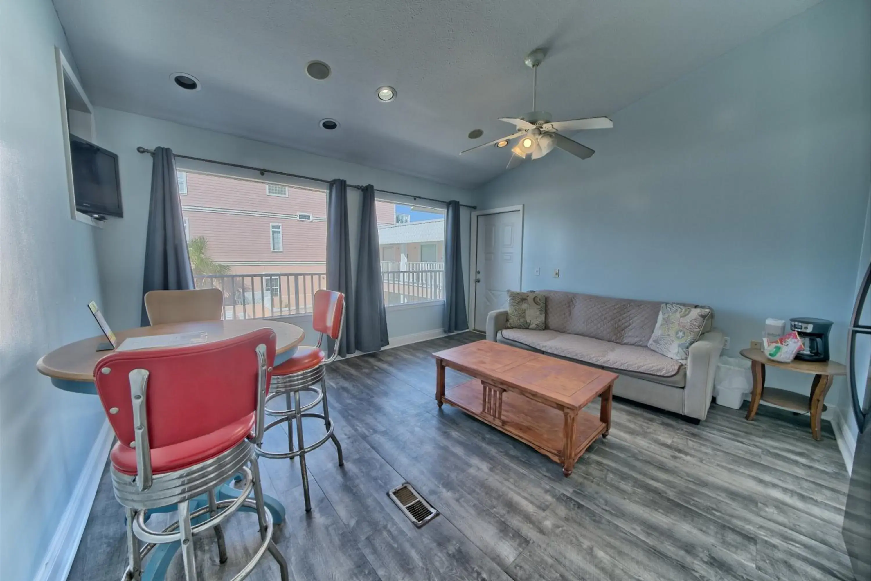 Studio 27 in Pineapple Villas Studio 27 in Pineapple Villas