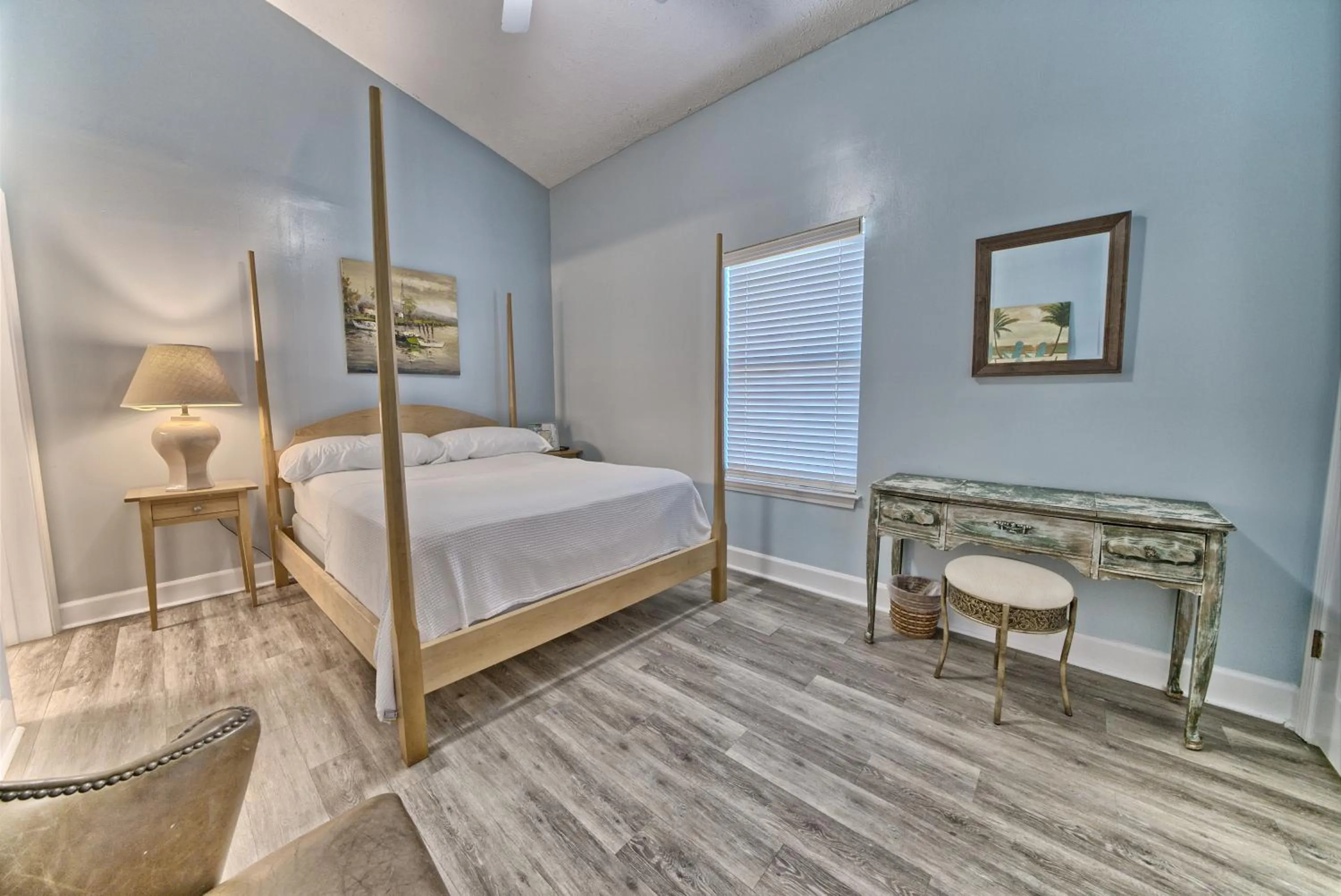 Bed in Pineapple Villas