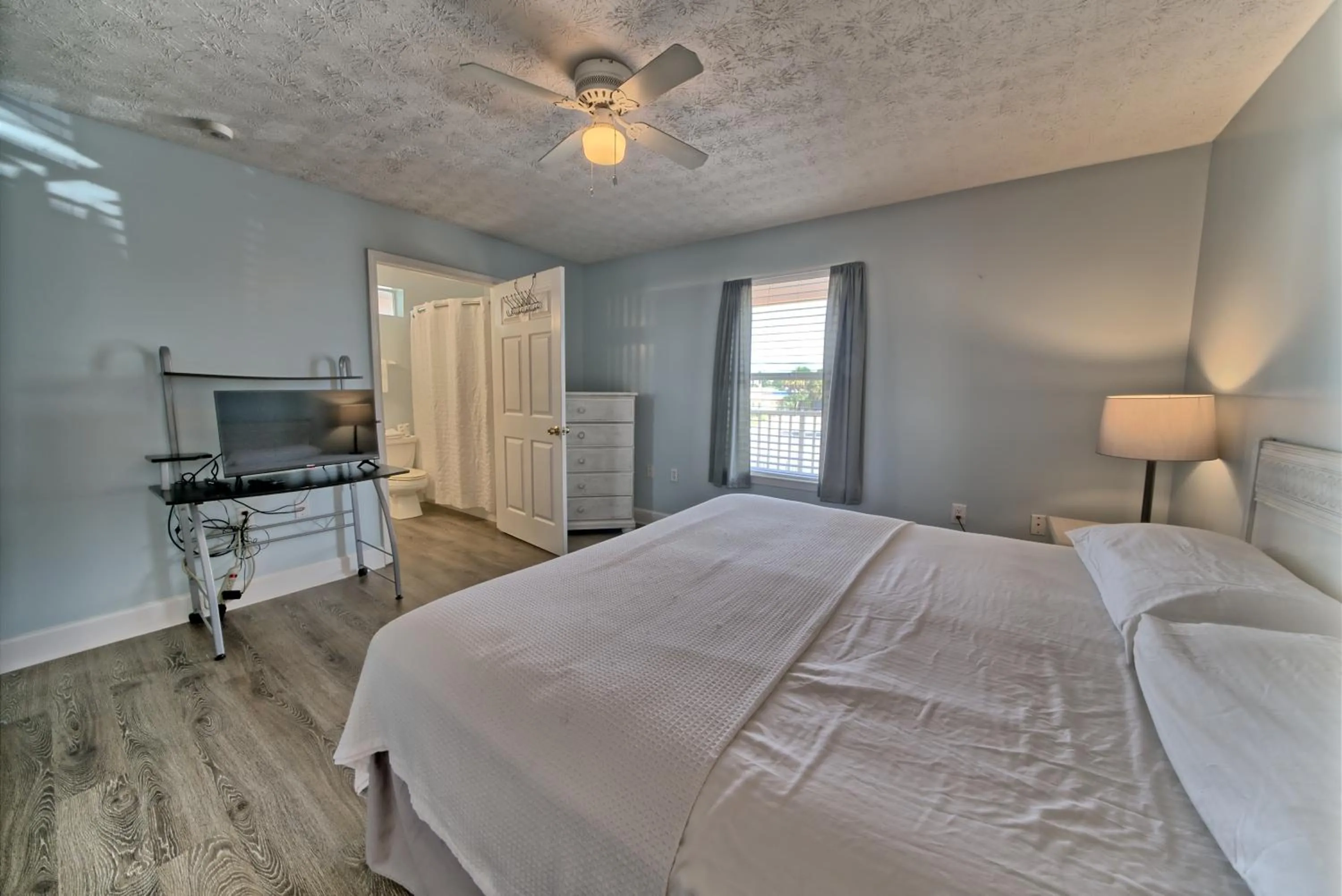 Bed in Pineapple Villas