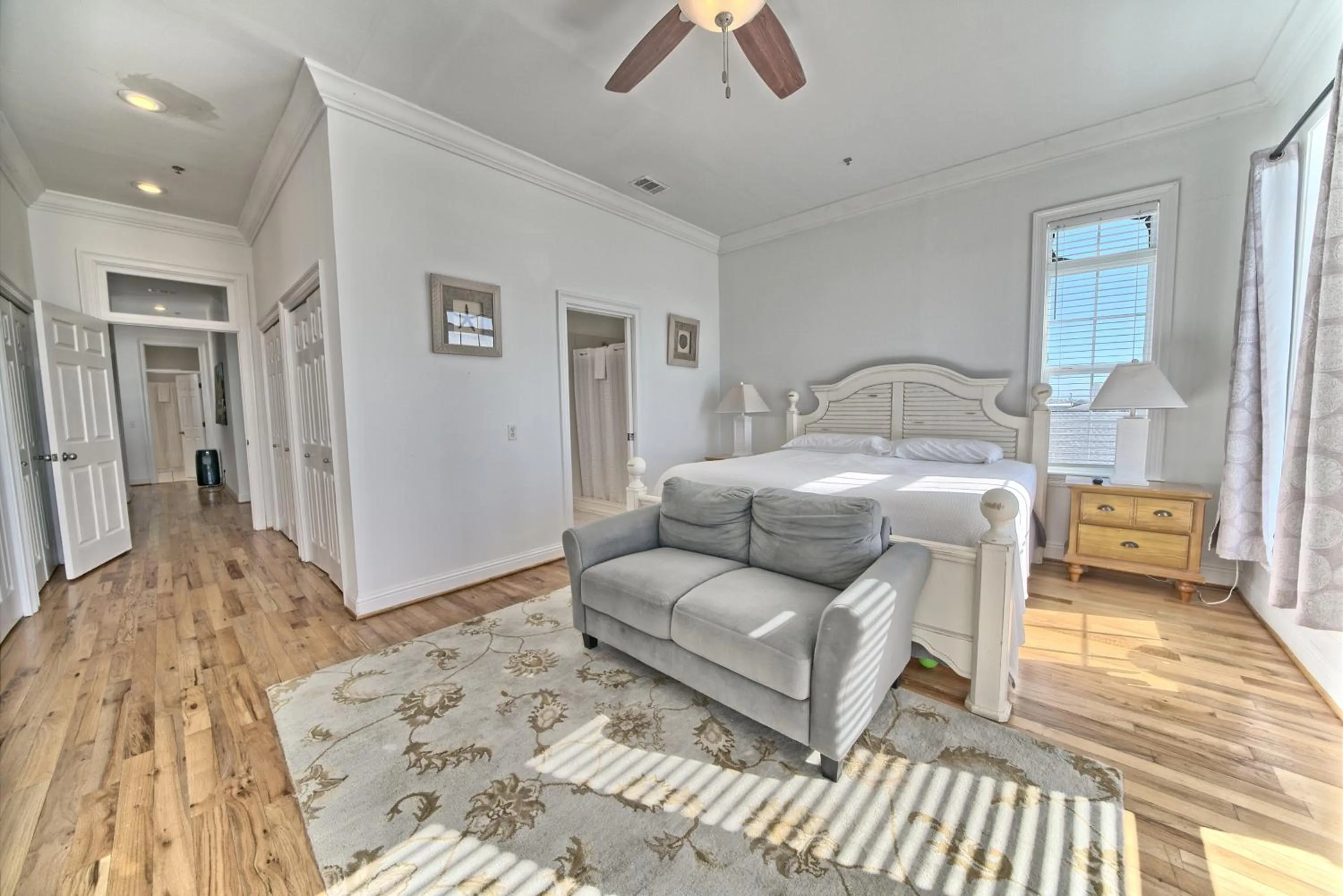 Bedroom in Pineapple Villas