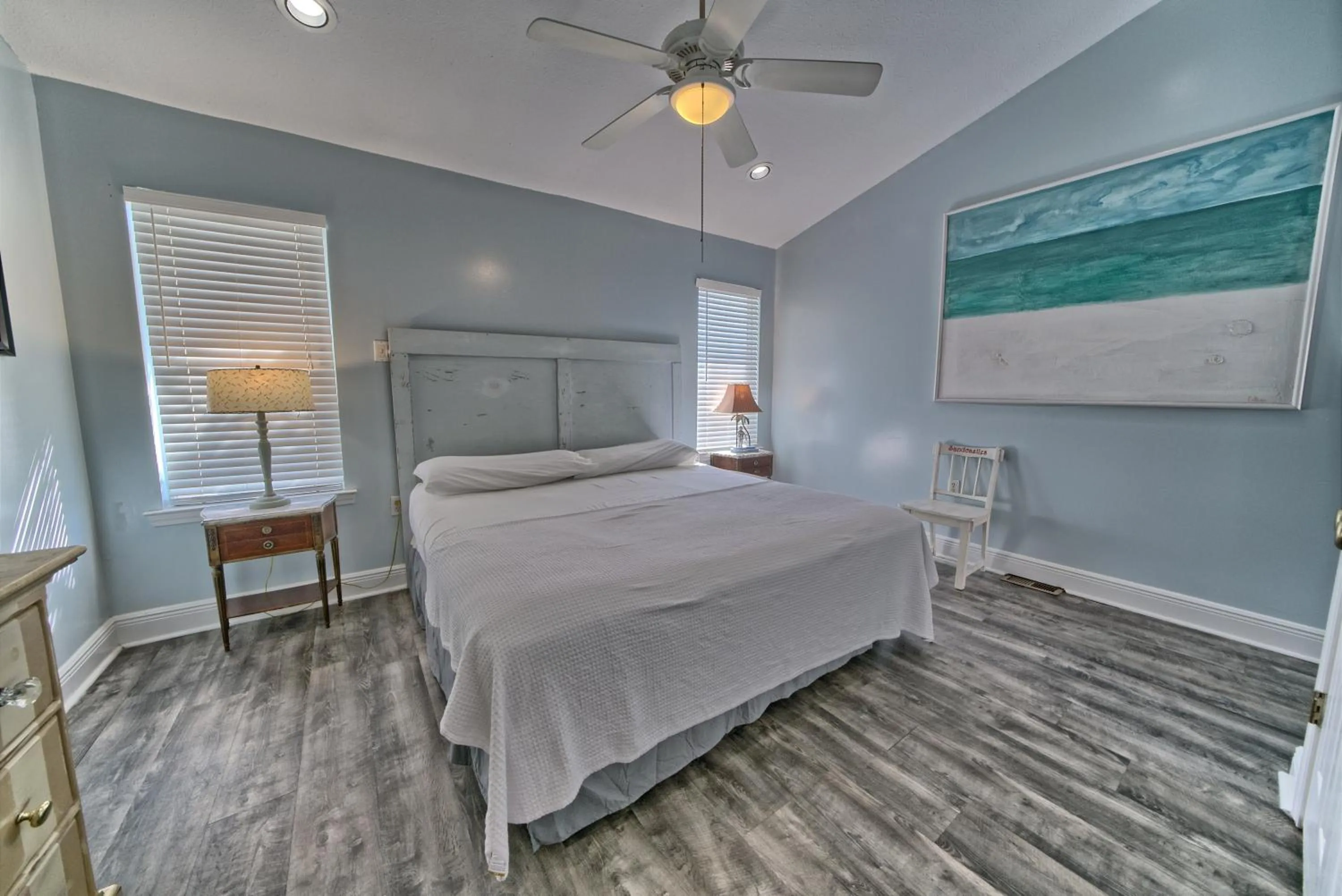 Bed in Pineapple Villas