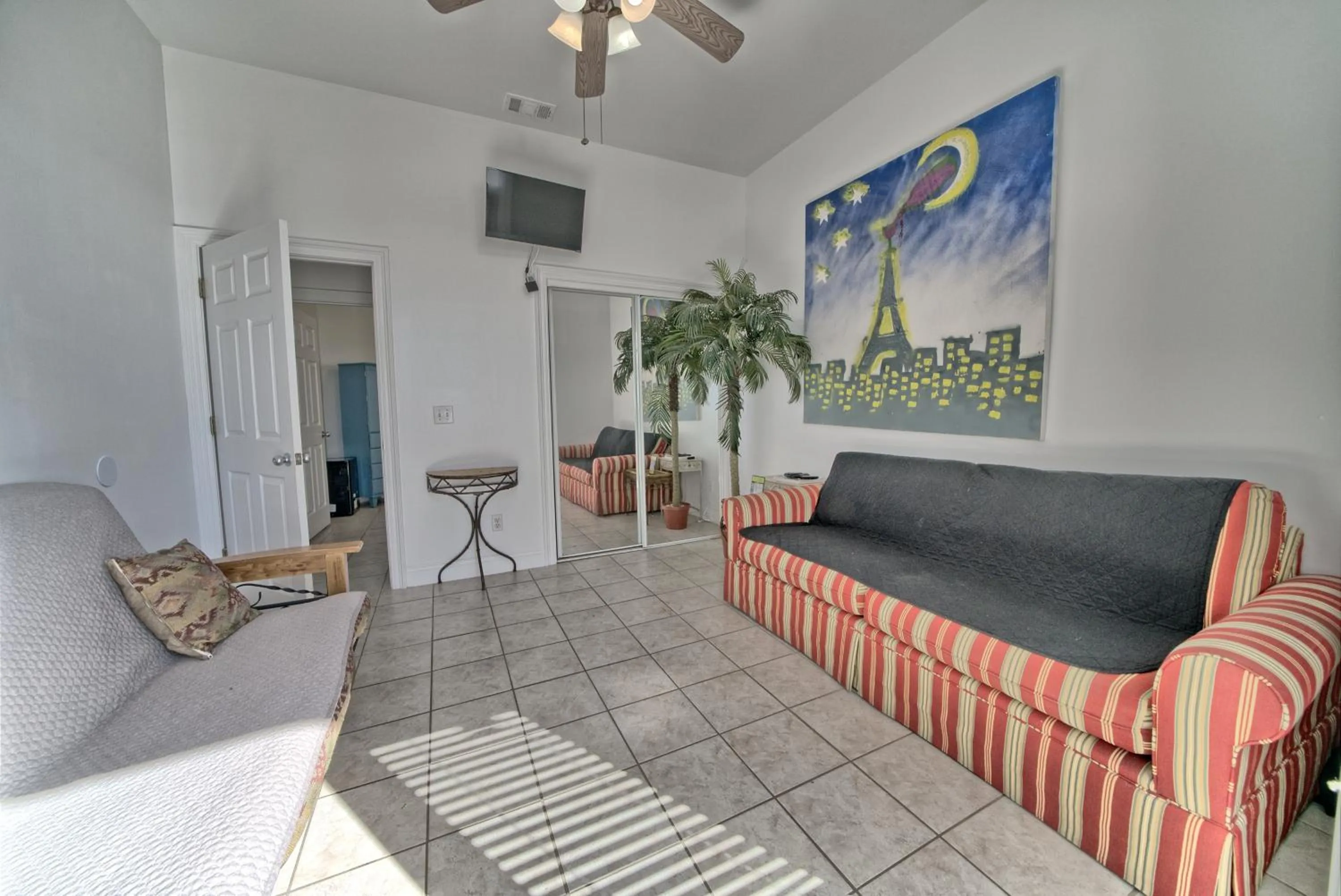 Bed in Pineapple Villas