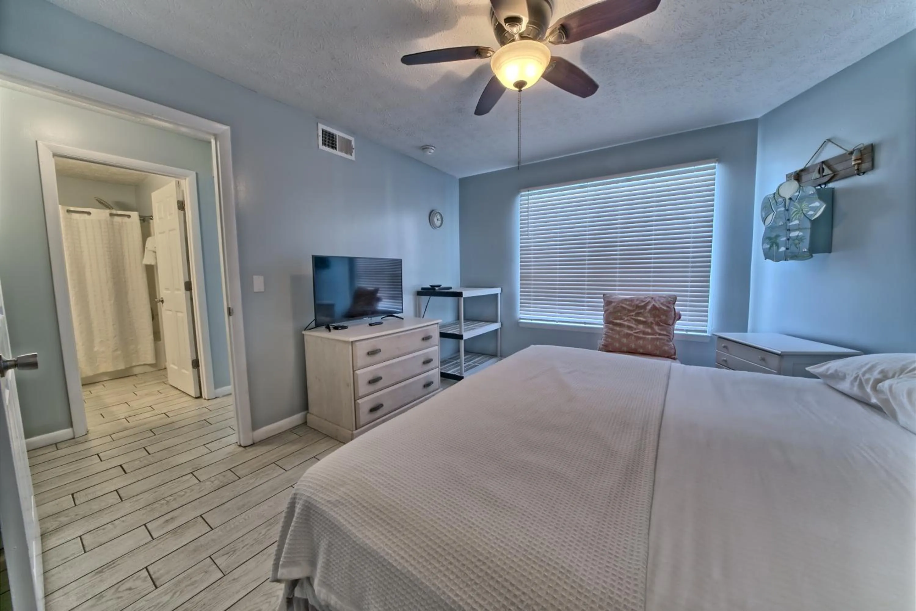 Bedroom in Pineapple Villas