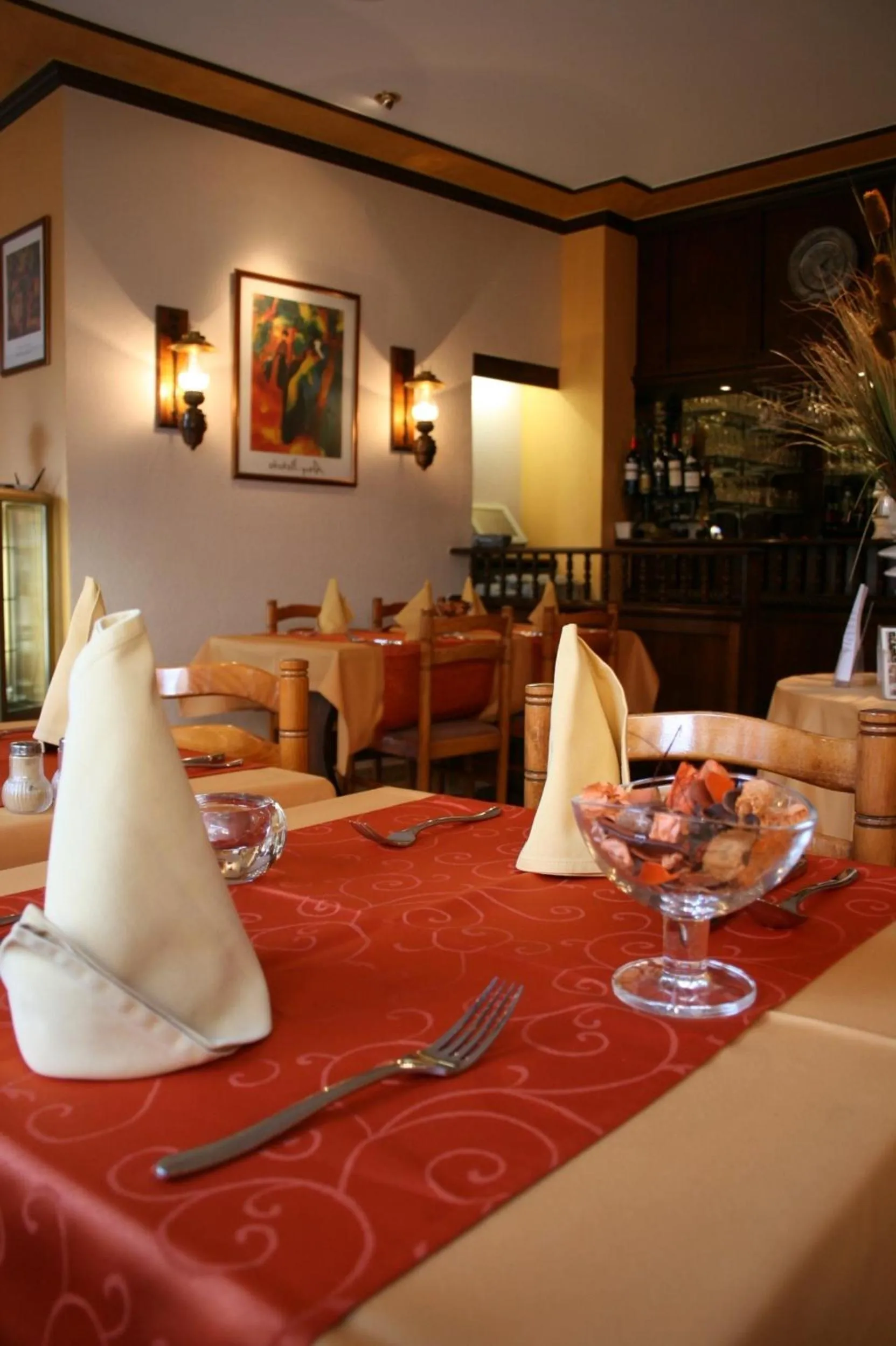 Restaurant/places to eat in Le Pavillon