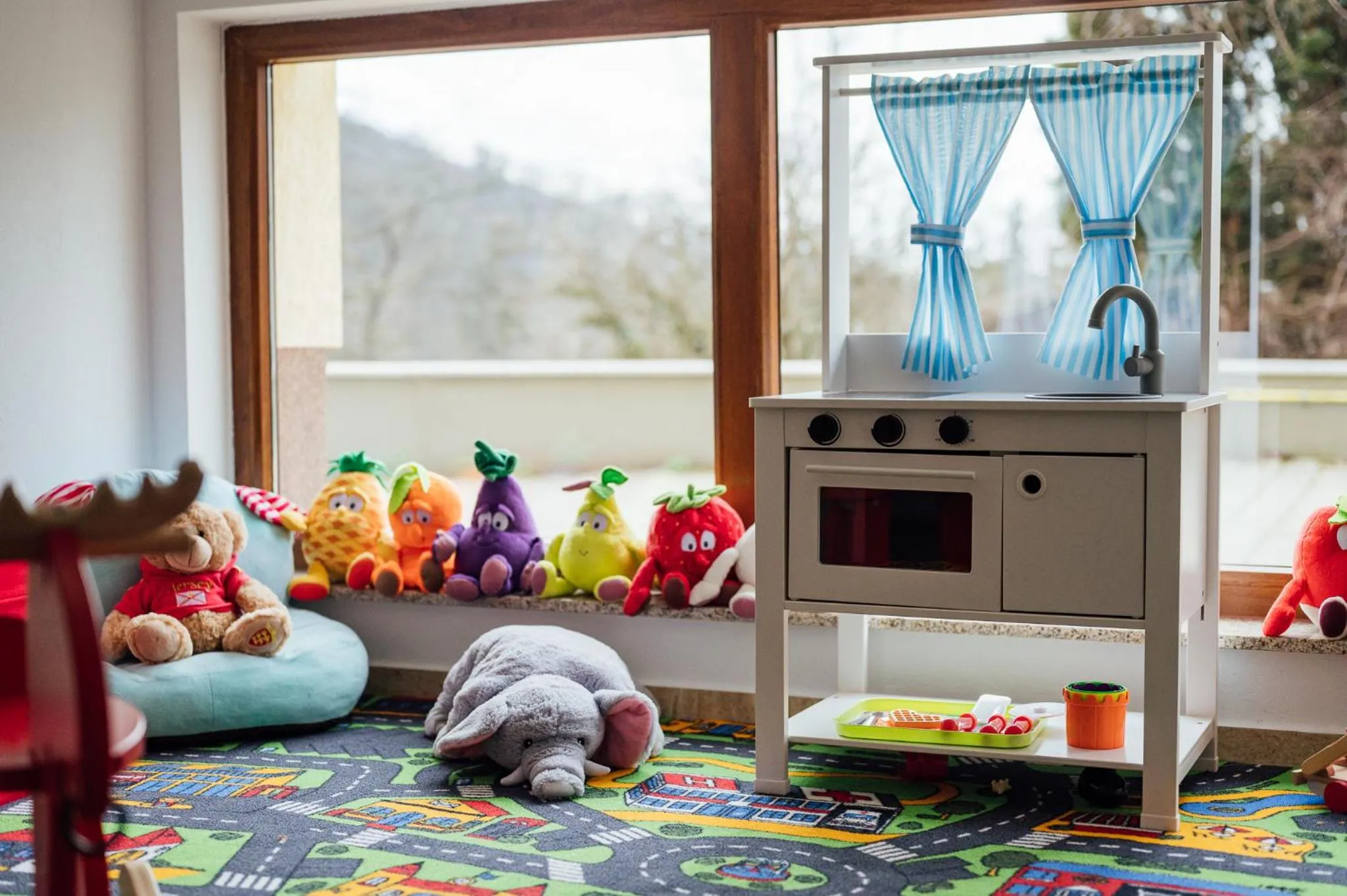 Children play ground in Pensiunea Comfort