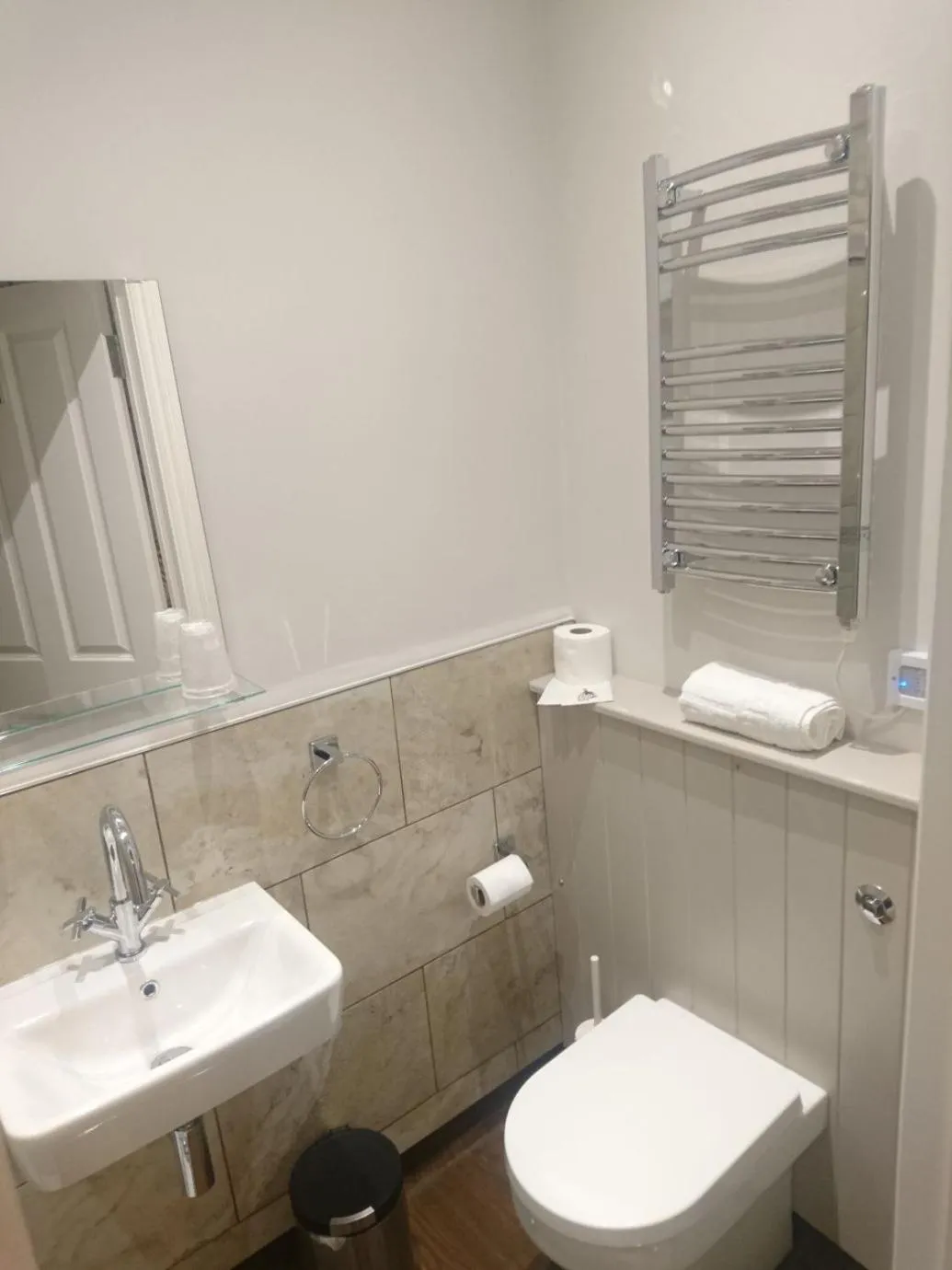 Bathroom in The Milford Arms