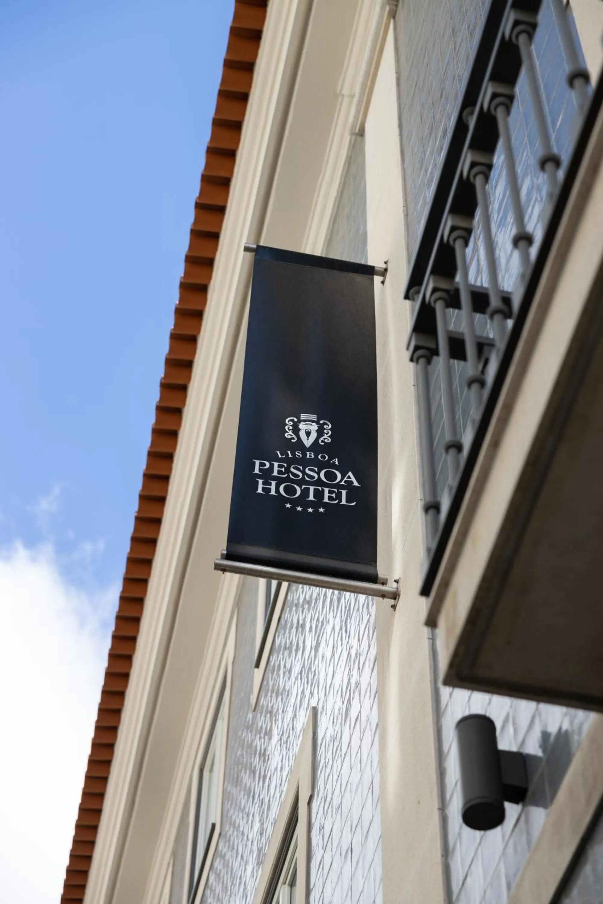 Facade/entrance in Lisboa Pessoa Hotel