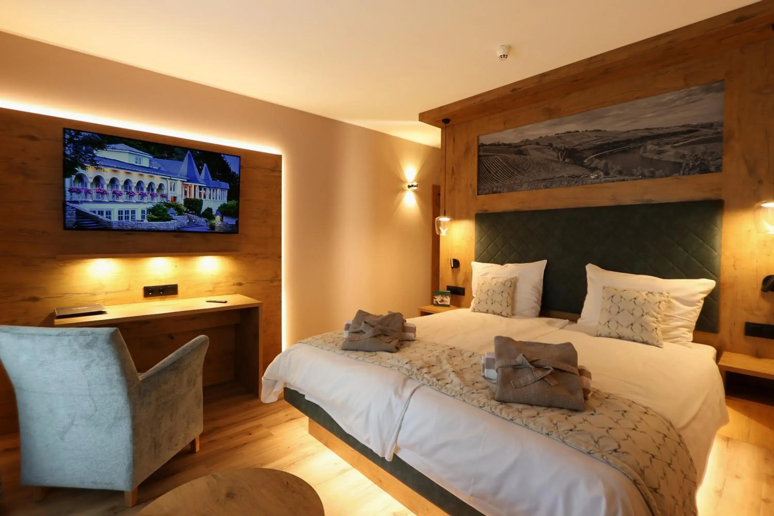 Deluxe Double Room with Balcony in Domaine de la Forêt Deluxe Double Room with Balcony in Domaine de la Forêt