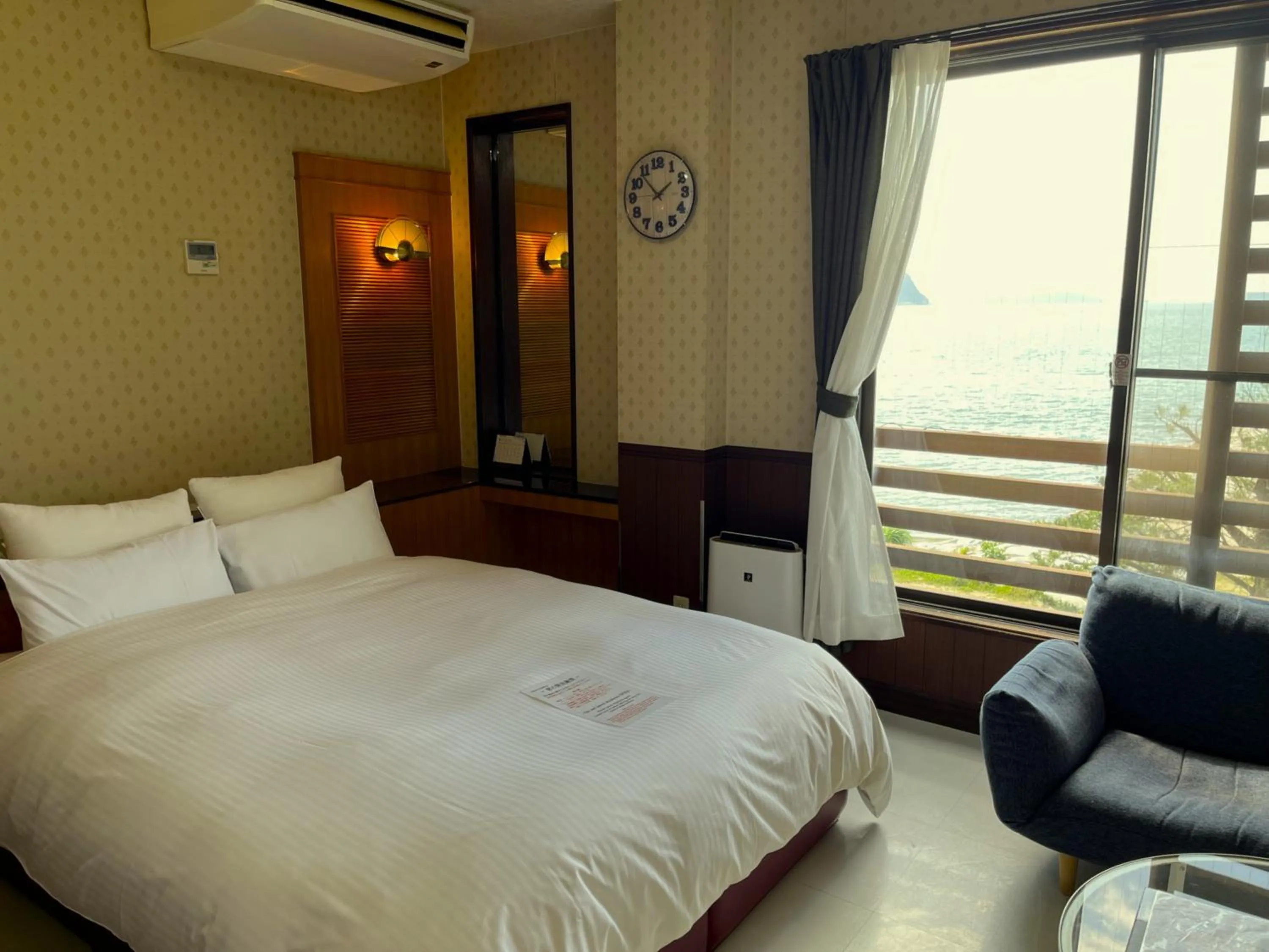 Photo of the whole room, Bed in Sea Style Resort OCEAN