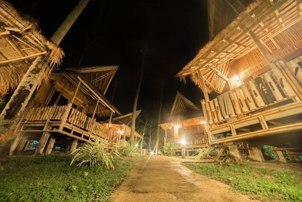 Property building in Lazy Days Bungalows