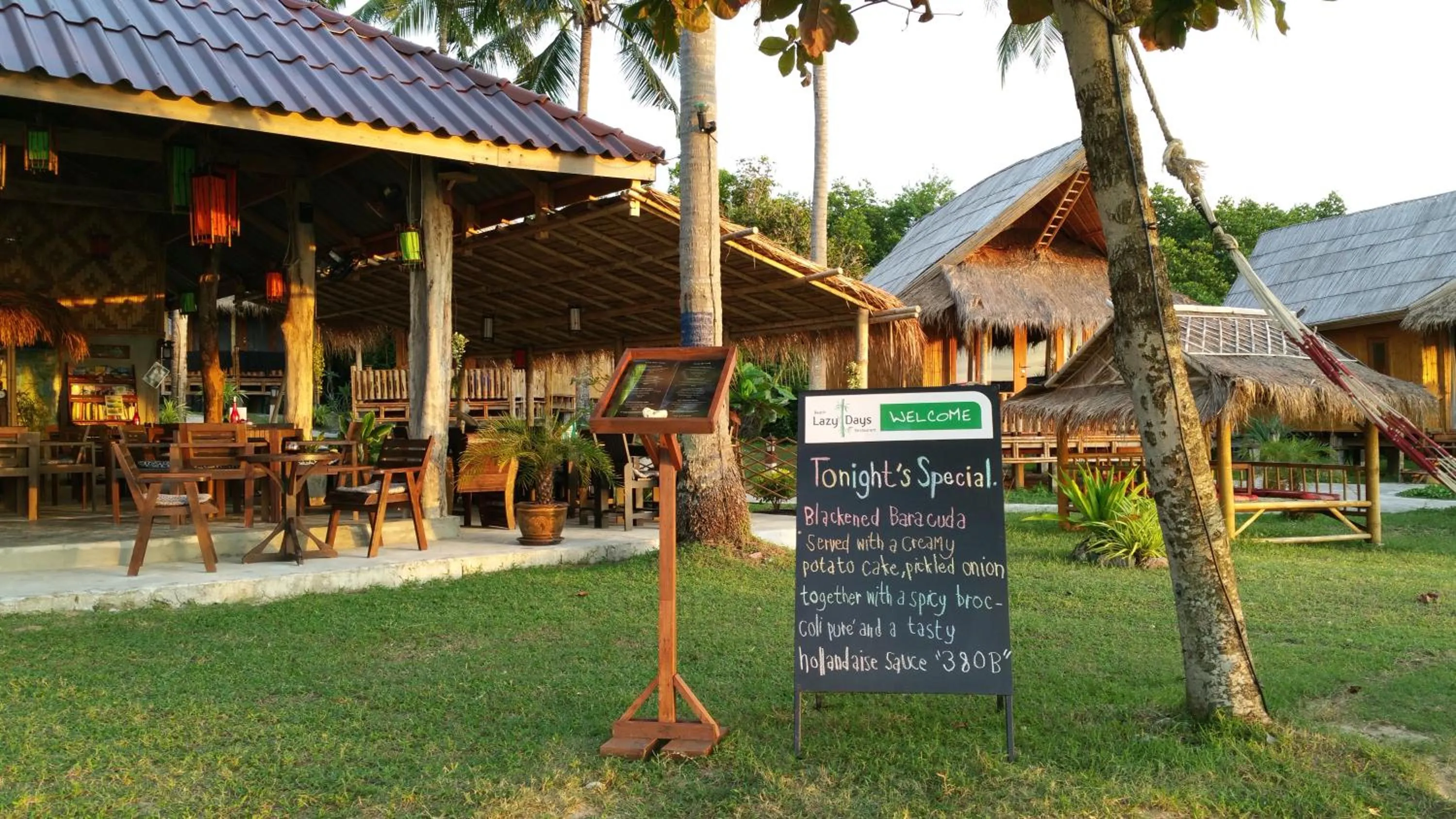 Restaurant/places to eat in Lazy Days Bungalows