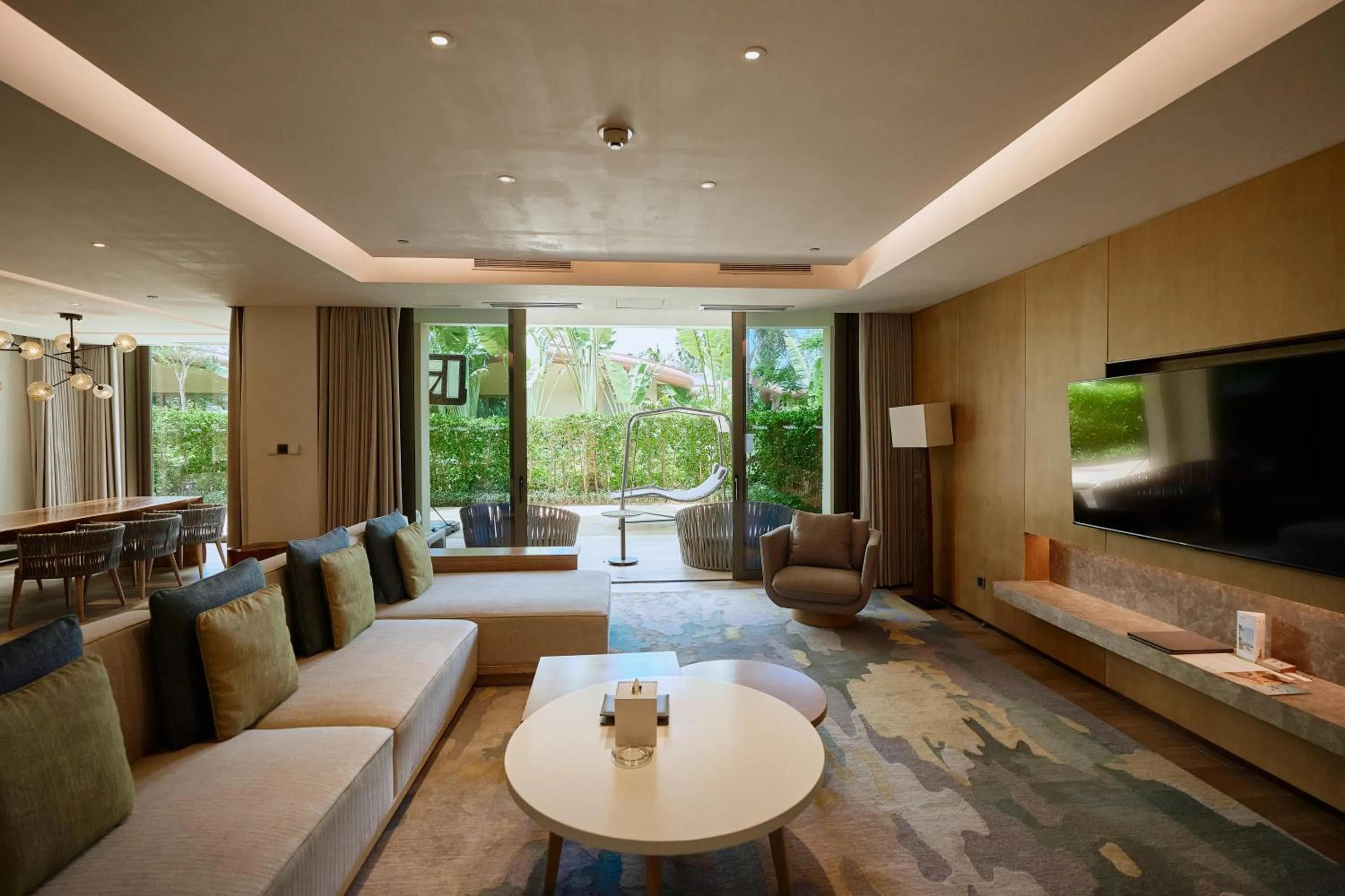 Living room in The Westin Shimei Bay Resort