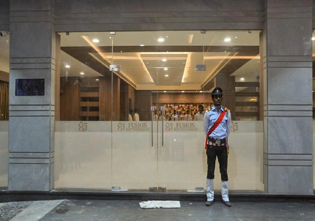 Facade/entrance in Rathna Residency