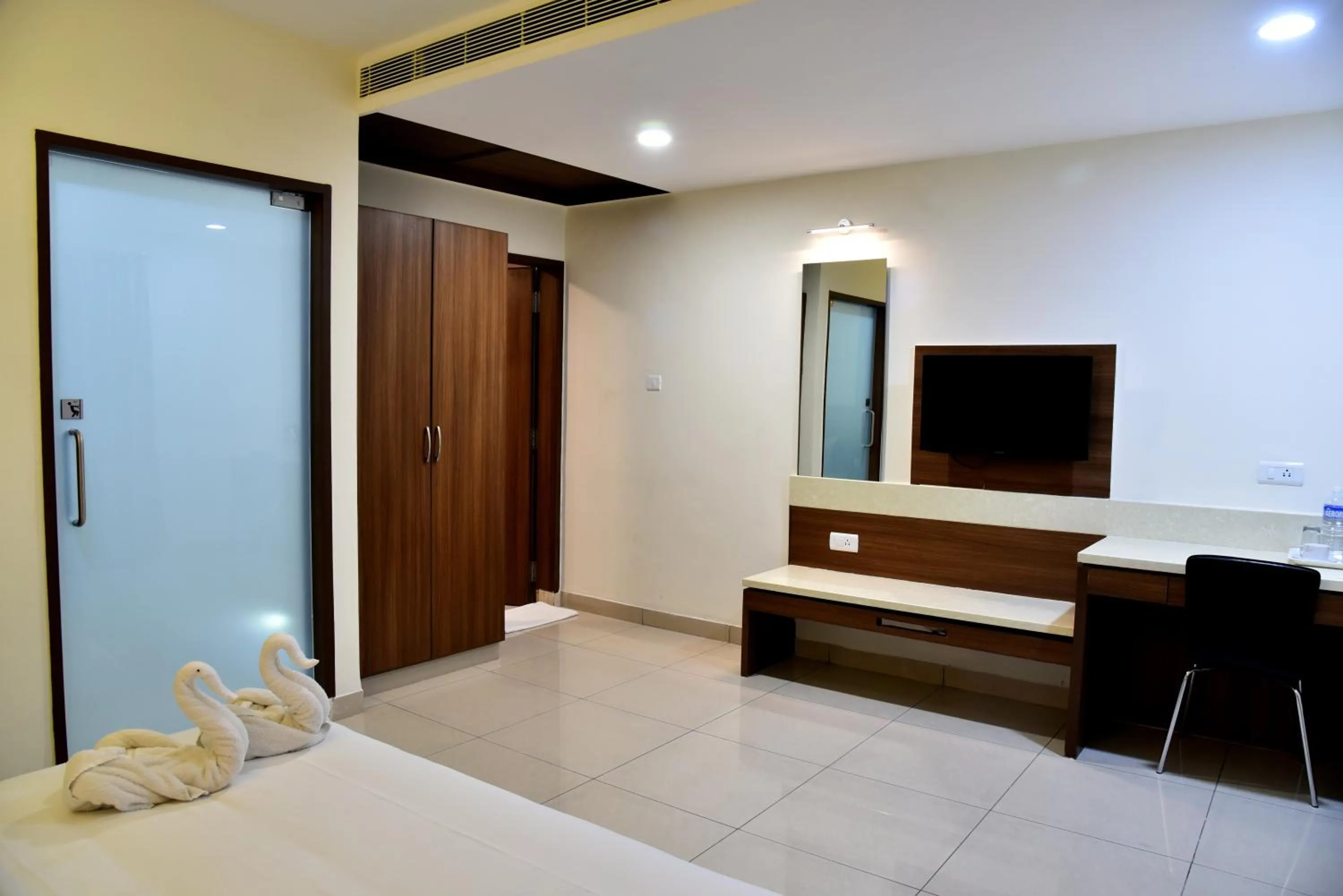 TV and multimedia, Bed in Rathna Residency