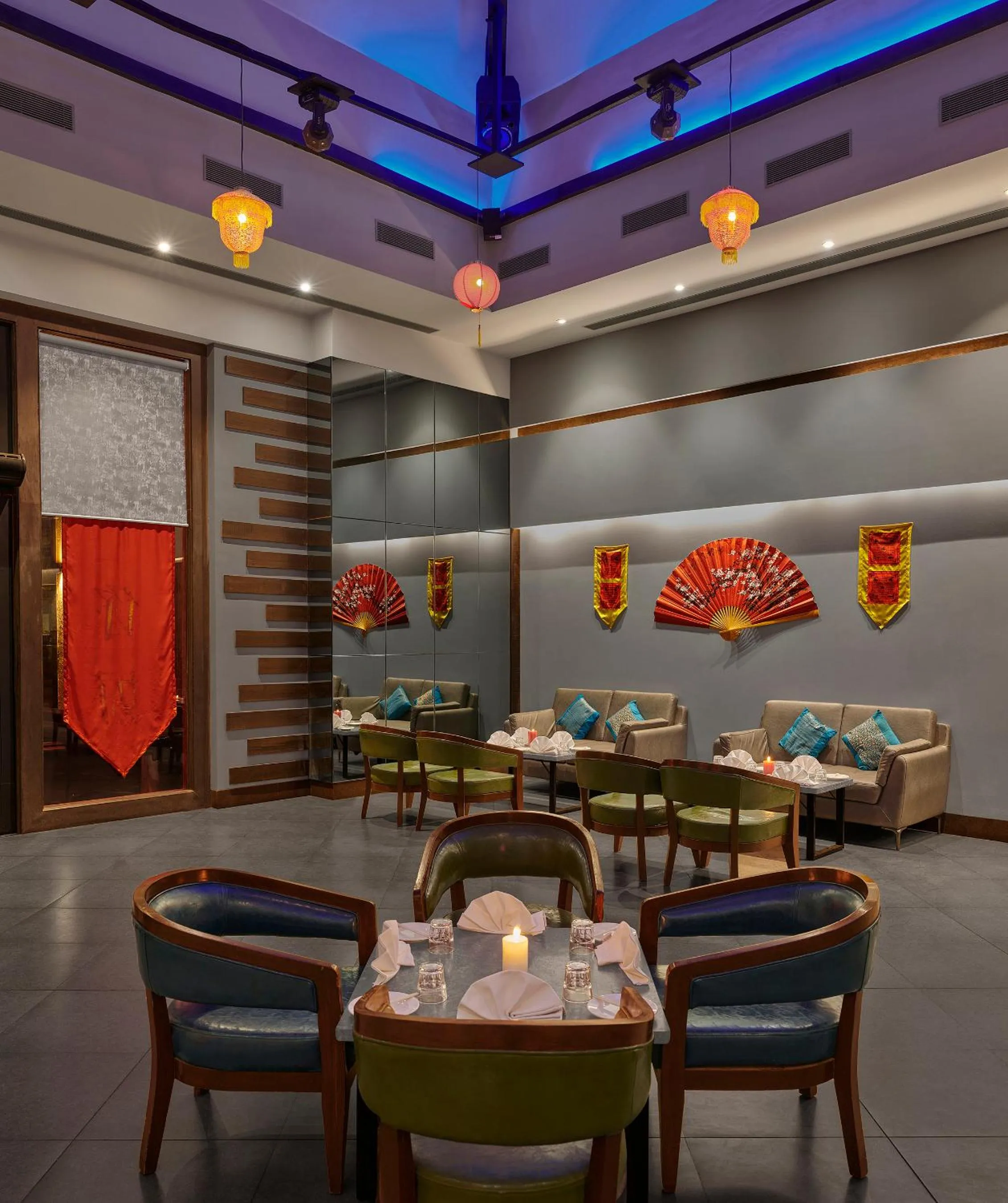 Restaurant/places to eat in Tropical Retreat By Zuper