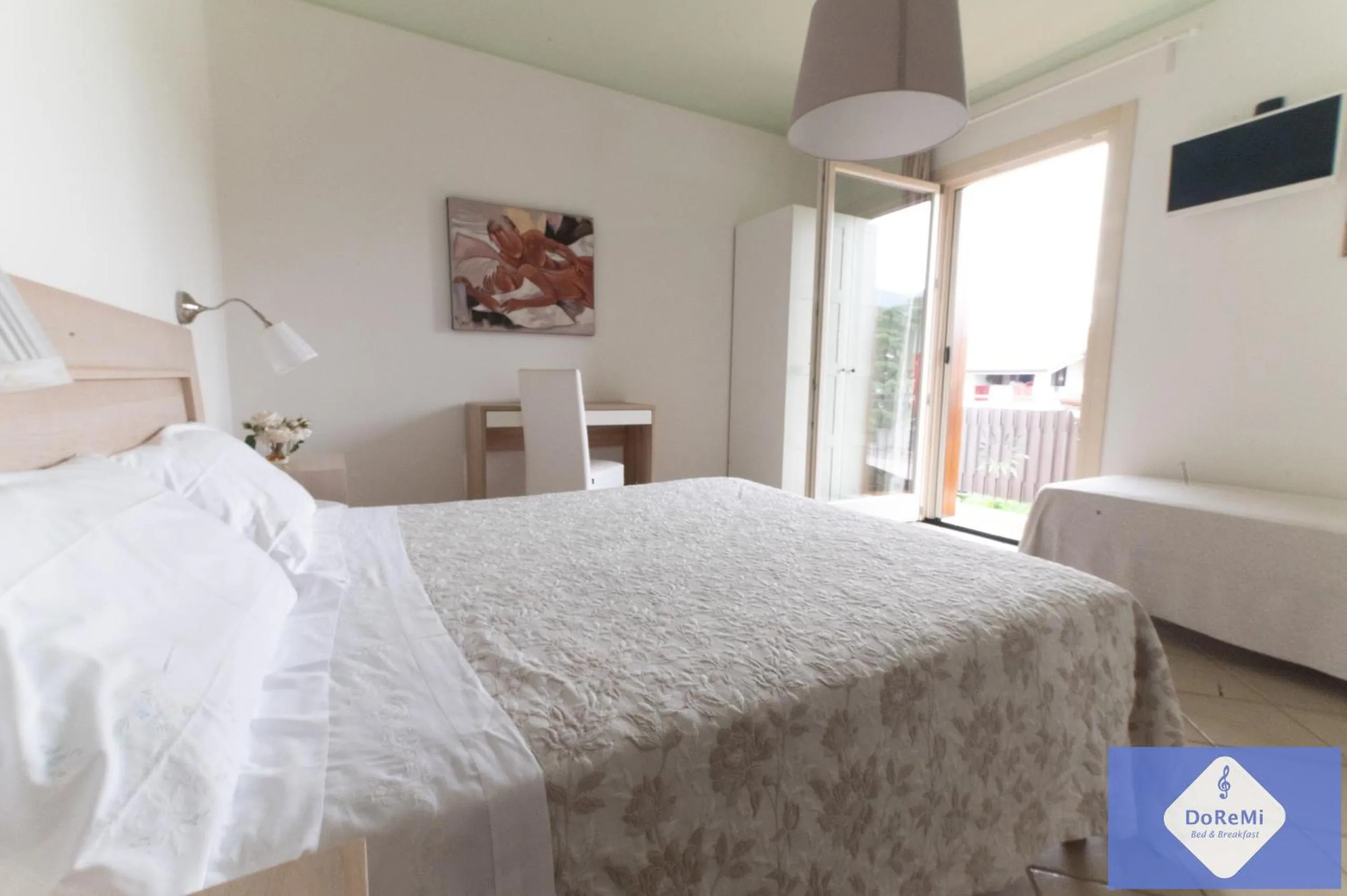 Bedroom, Bed in B&B al Doremi