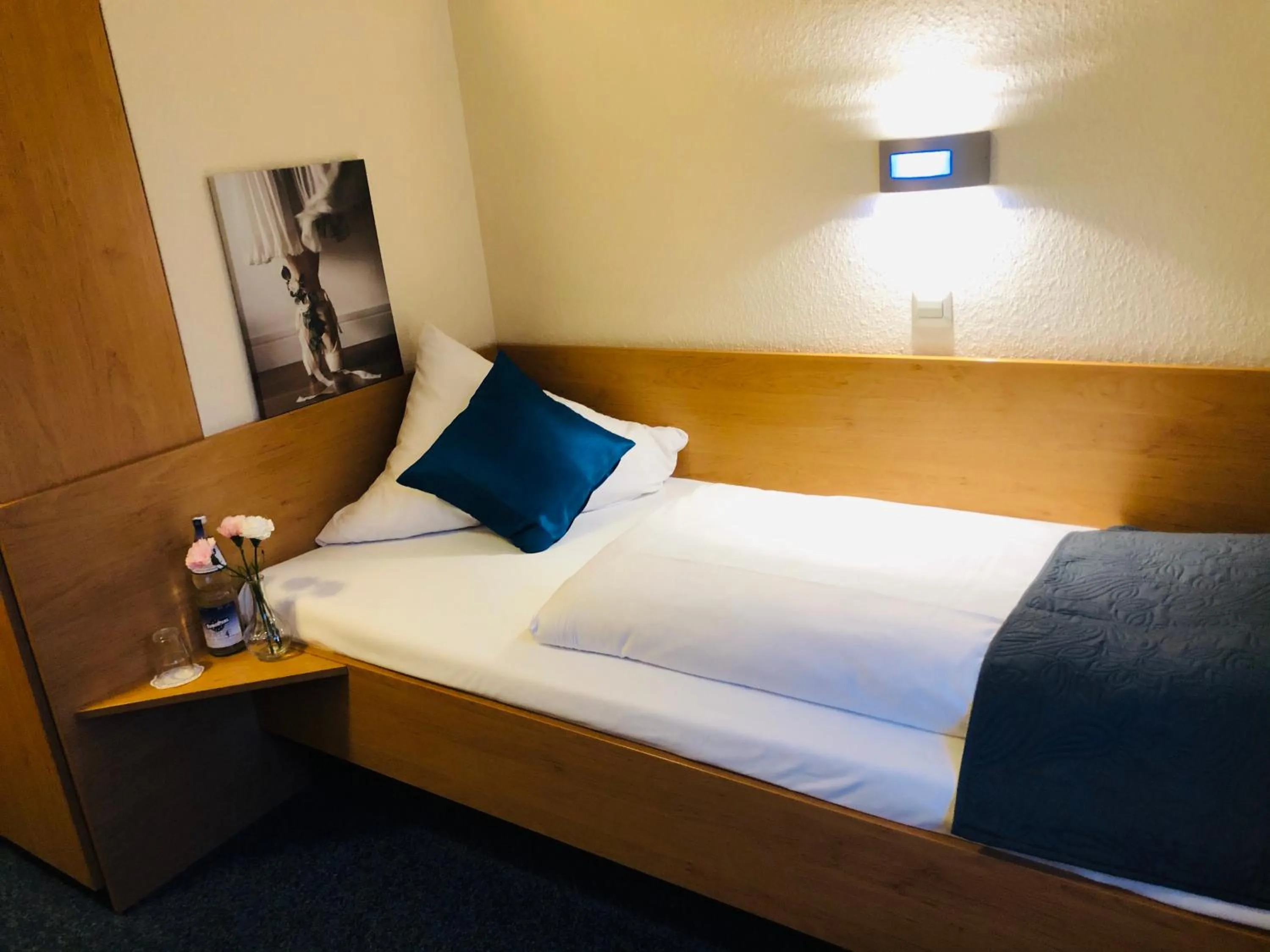 Bed in Hotel Austria Stuttgart-City