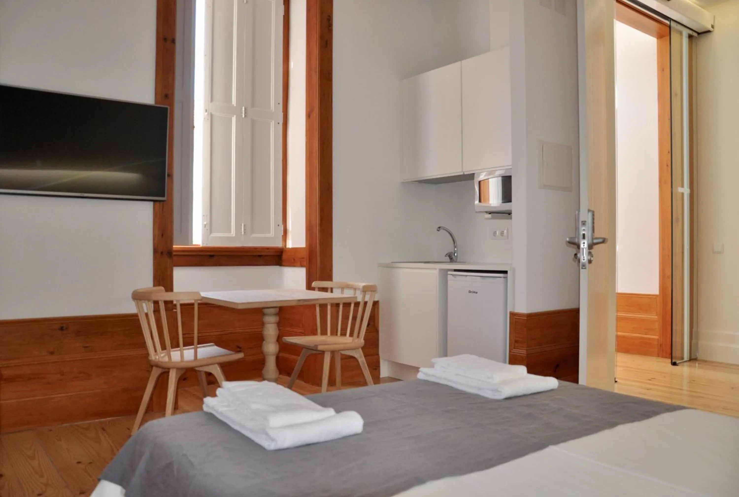 Bedroom, Bed in Casa de São Bento by PURUS