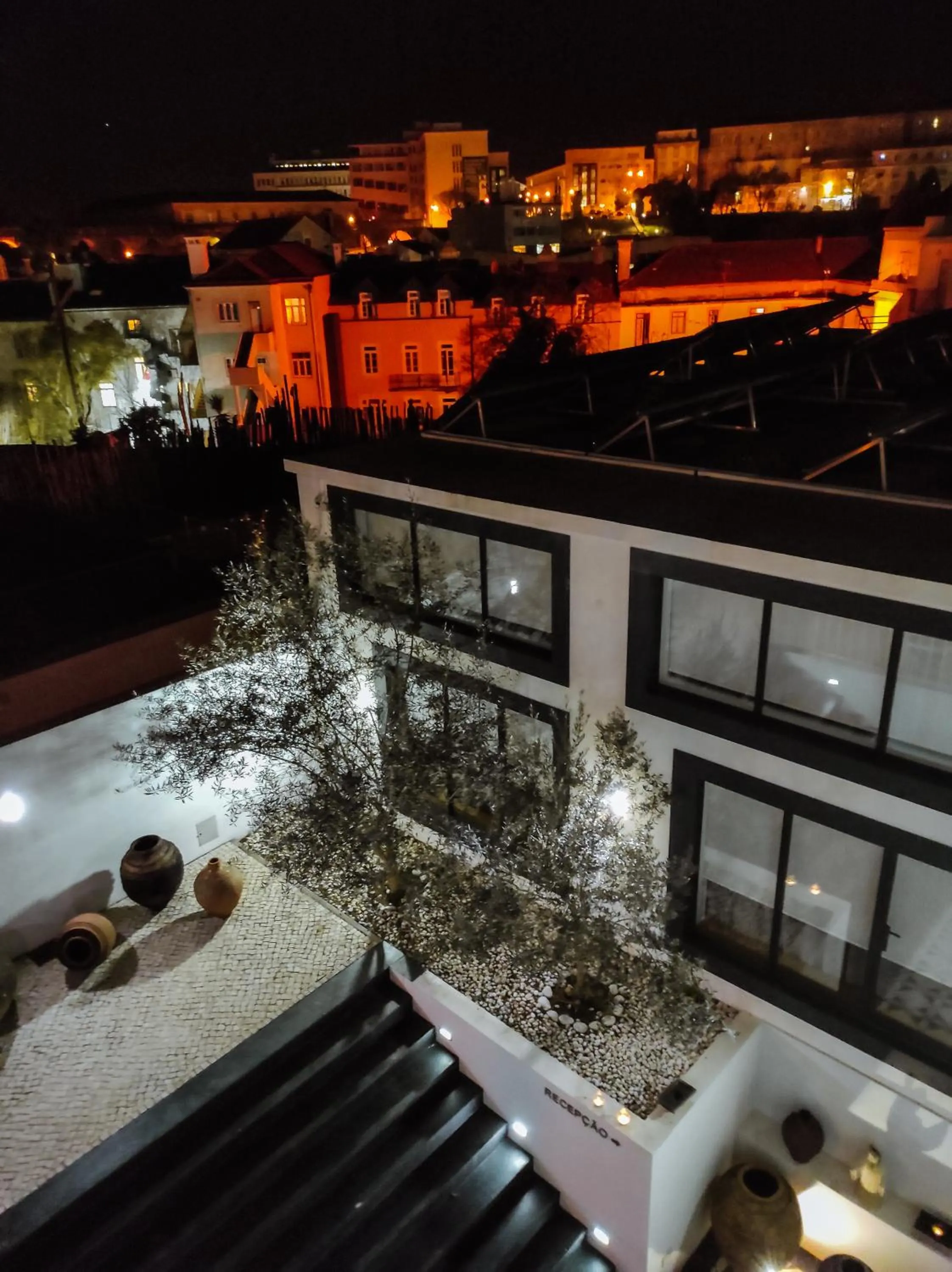 Property building in Casa de São Bento by PURUS