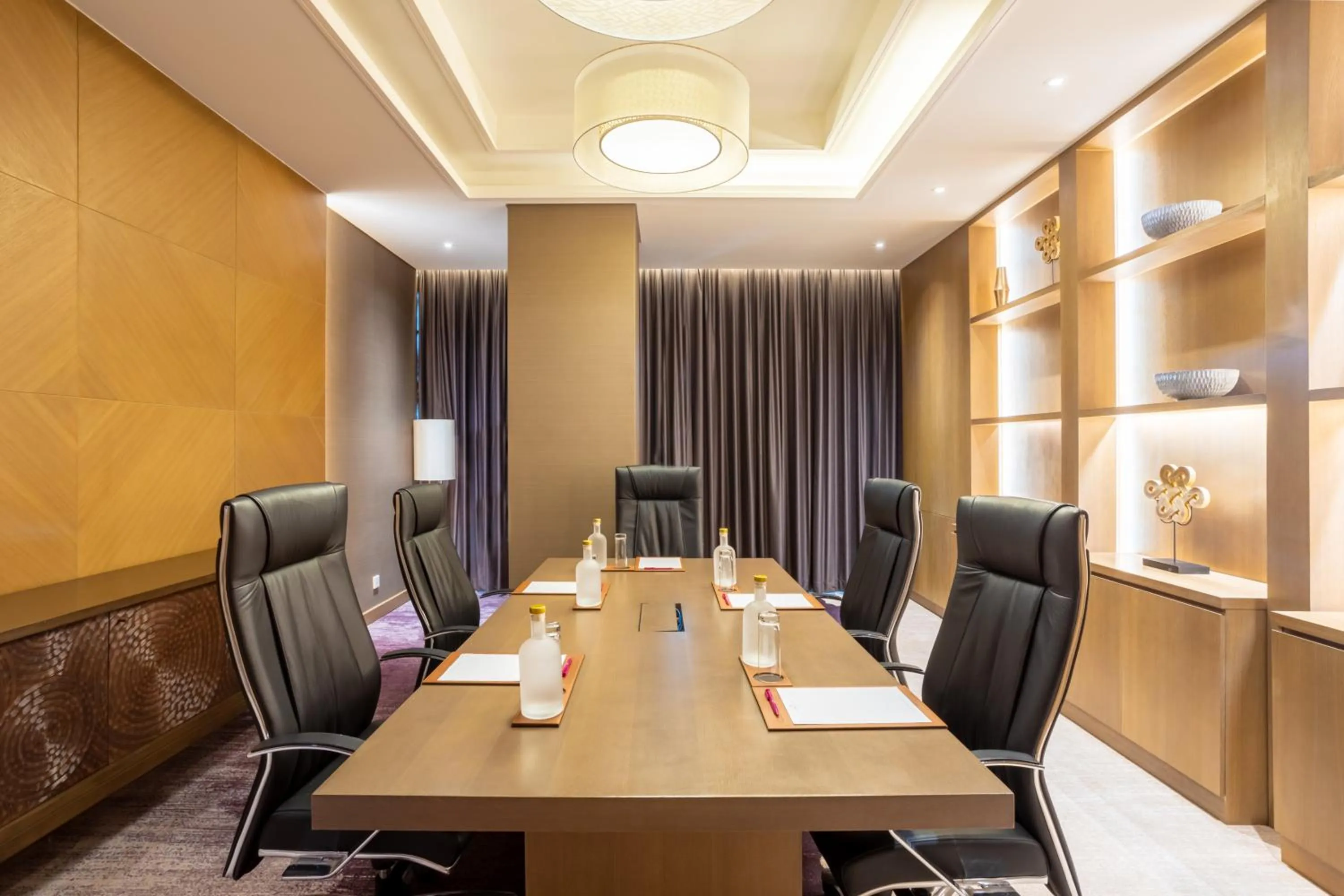 Meeting/conference room in Crowne Plaza Vientiane by IHG