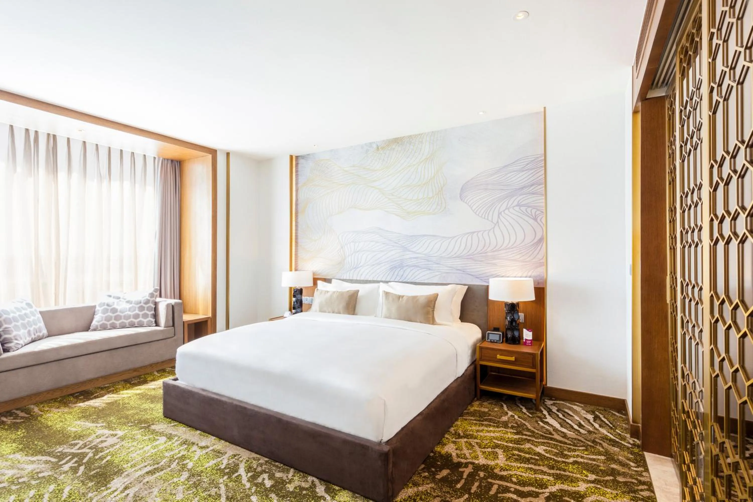 Photo of the whole room, Bed in Crowne Plaza Vientiane by IHG