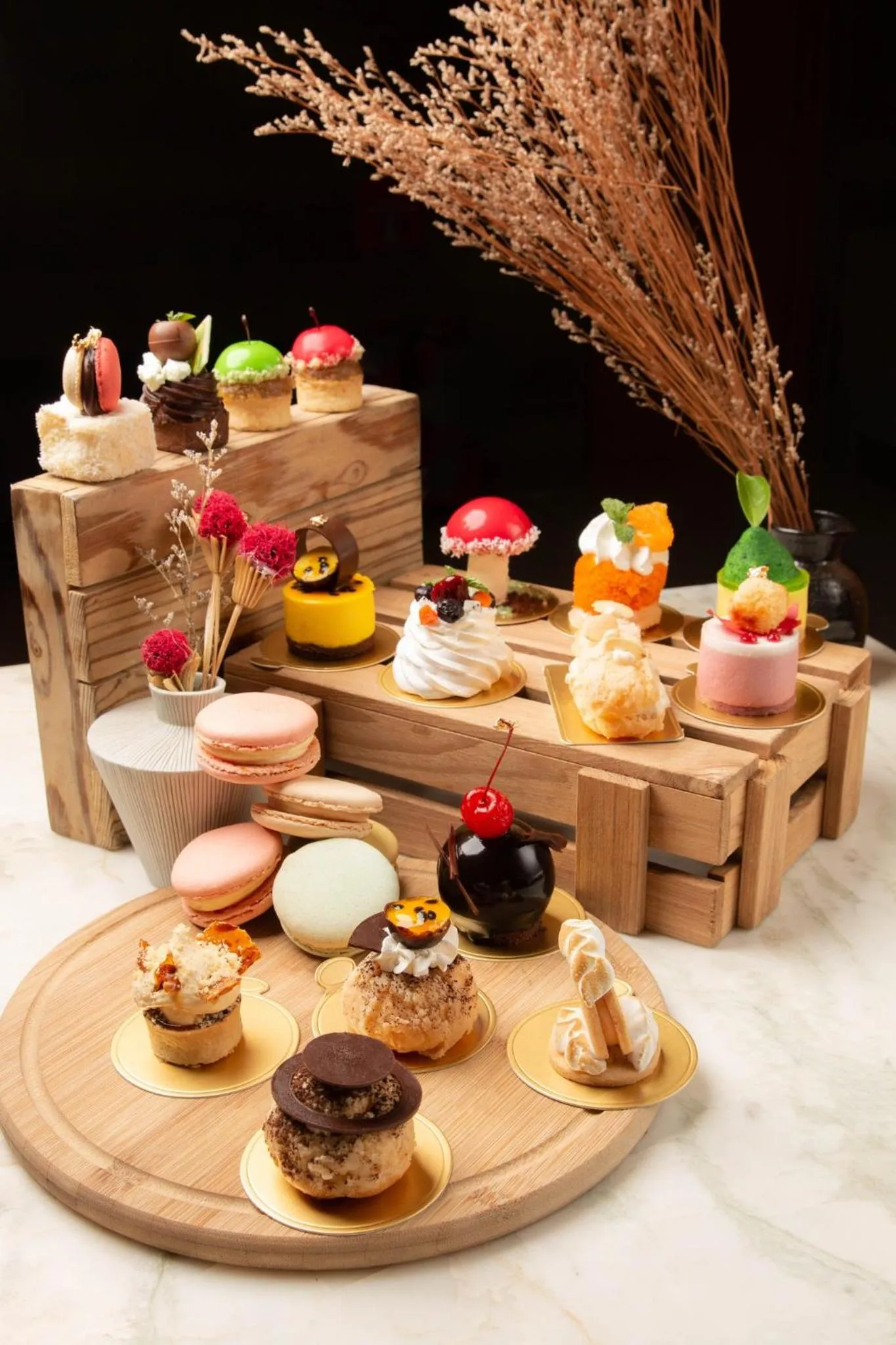 Restaurant/places to eat in Crowne Plaza Vientiane by IHG