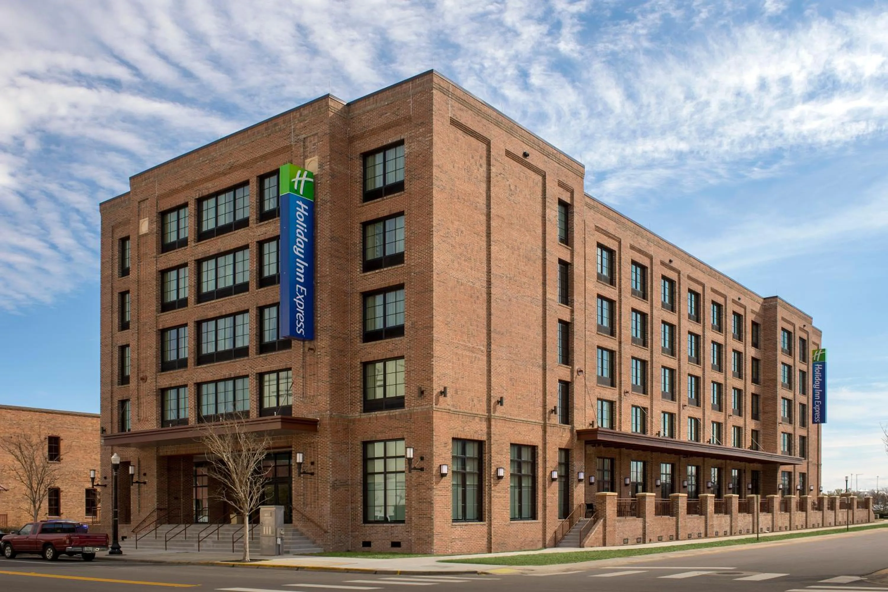 Property building in Holiday Inn Express Pensacola Downtown by IHG