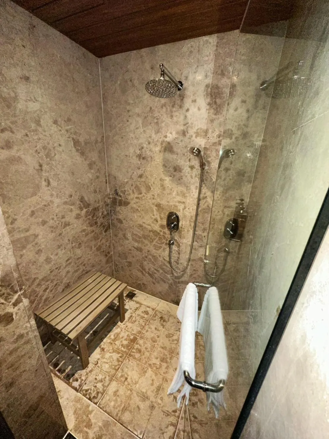 Shower in Merry Day Motel Zhonghe Branch
