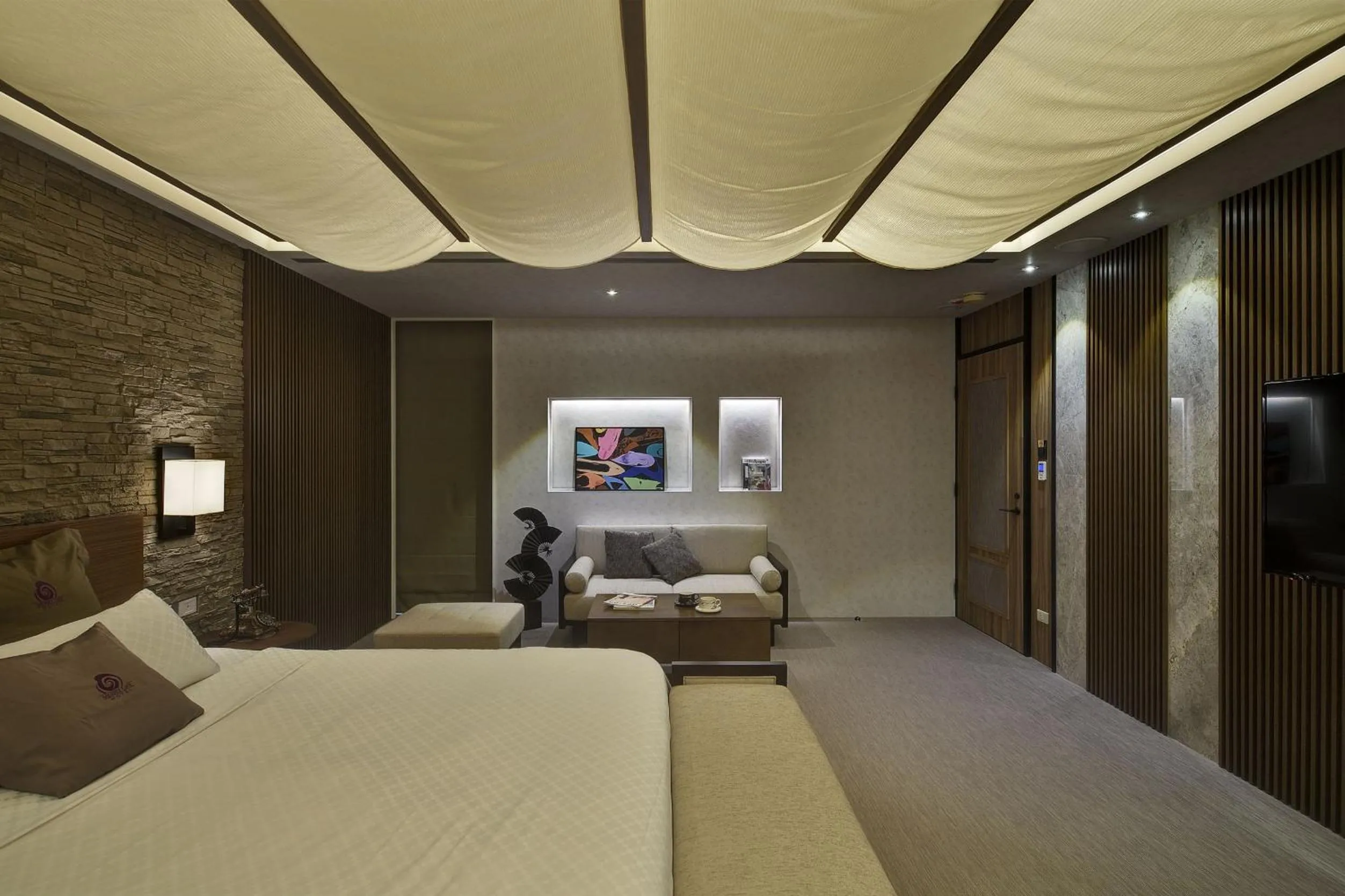 TV and multimedia, Bed in Merry Day Motel Zhonghe Branch