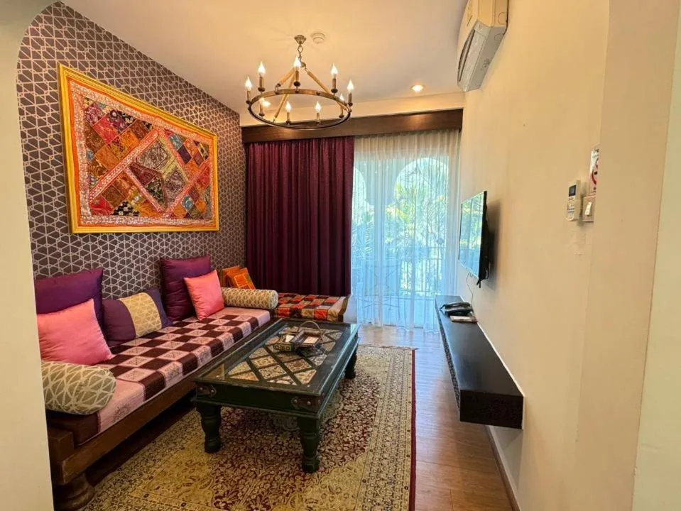 The Grand Morocc Hotel