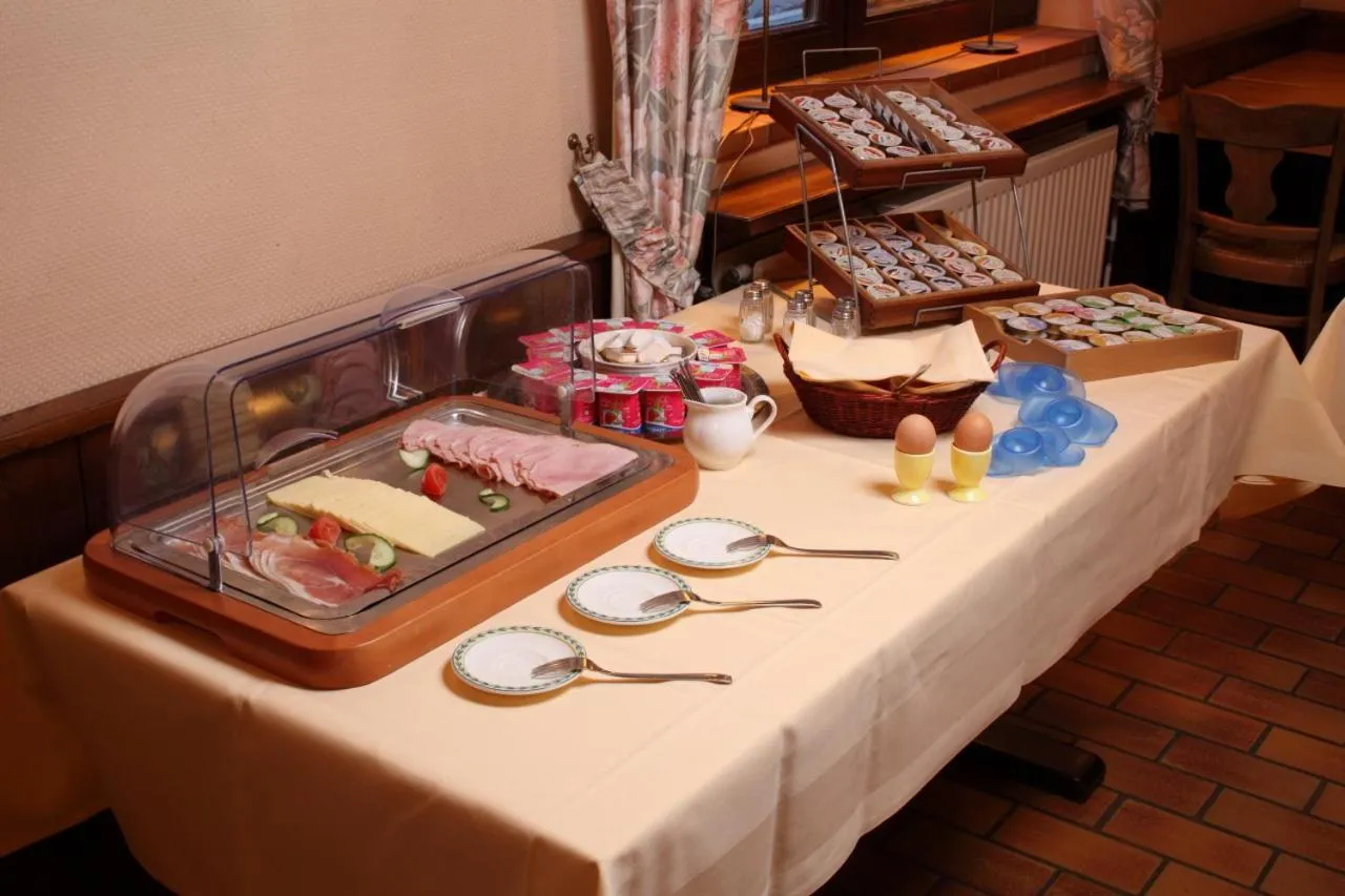 Restaurant/places to eat in Hotel Sieweburen