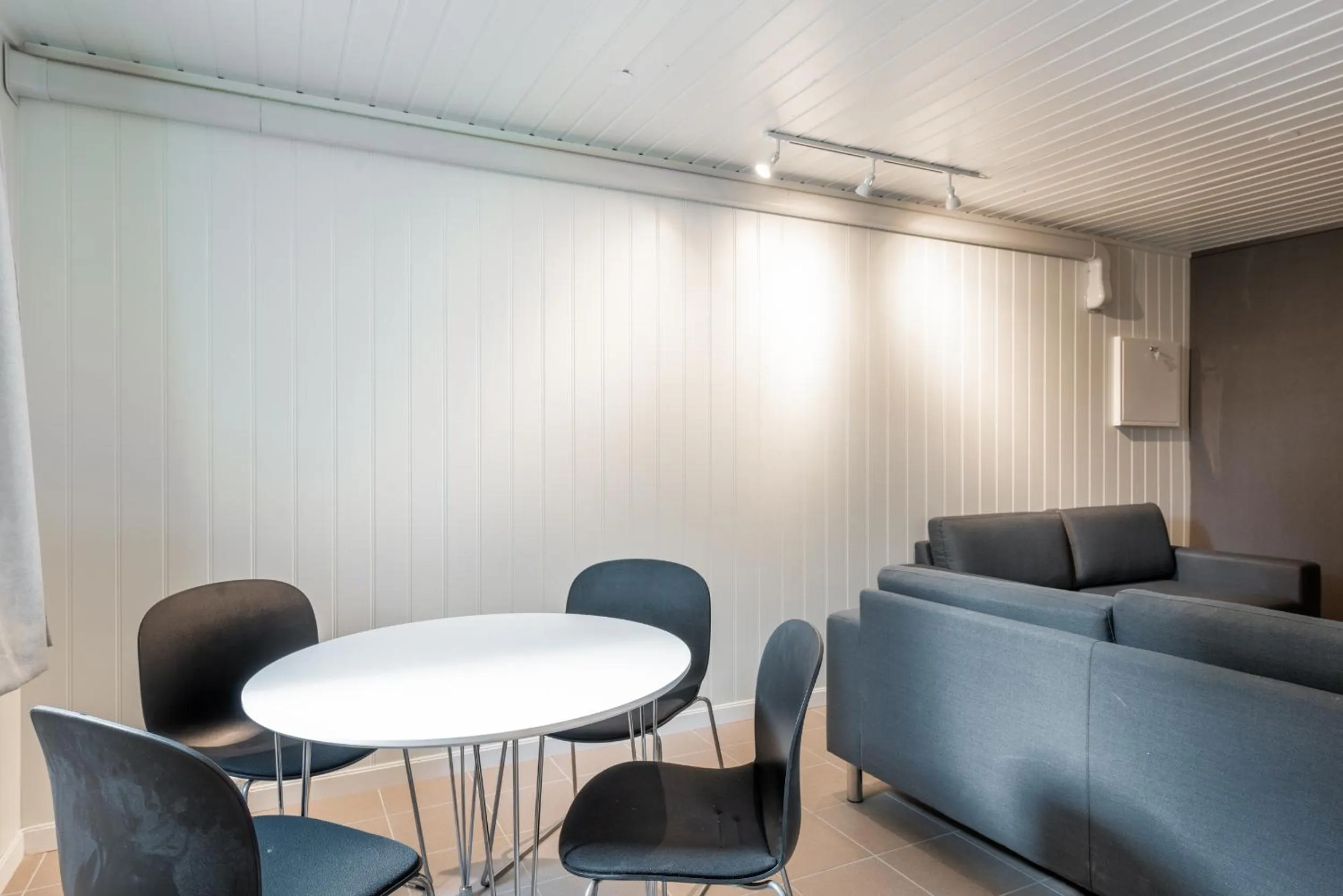 Dining area in Mo Gjestegård