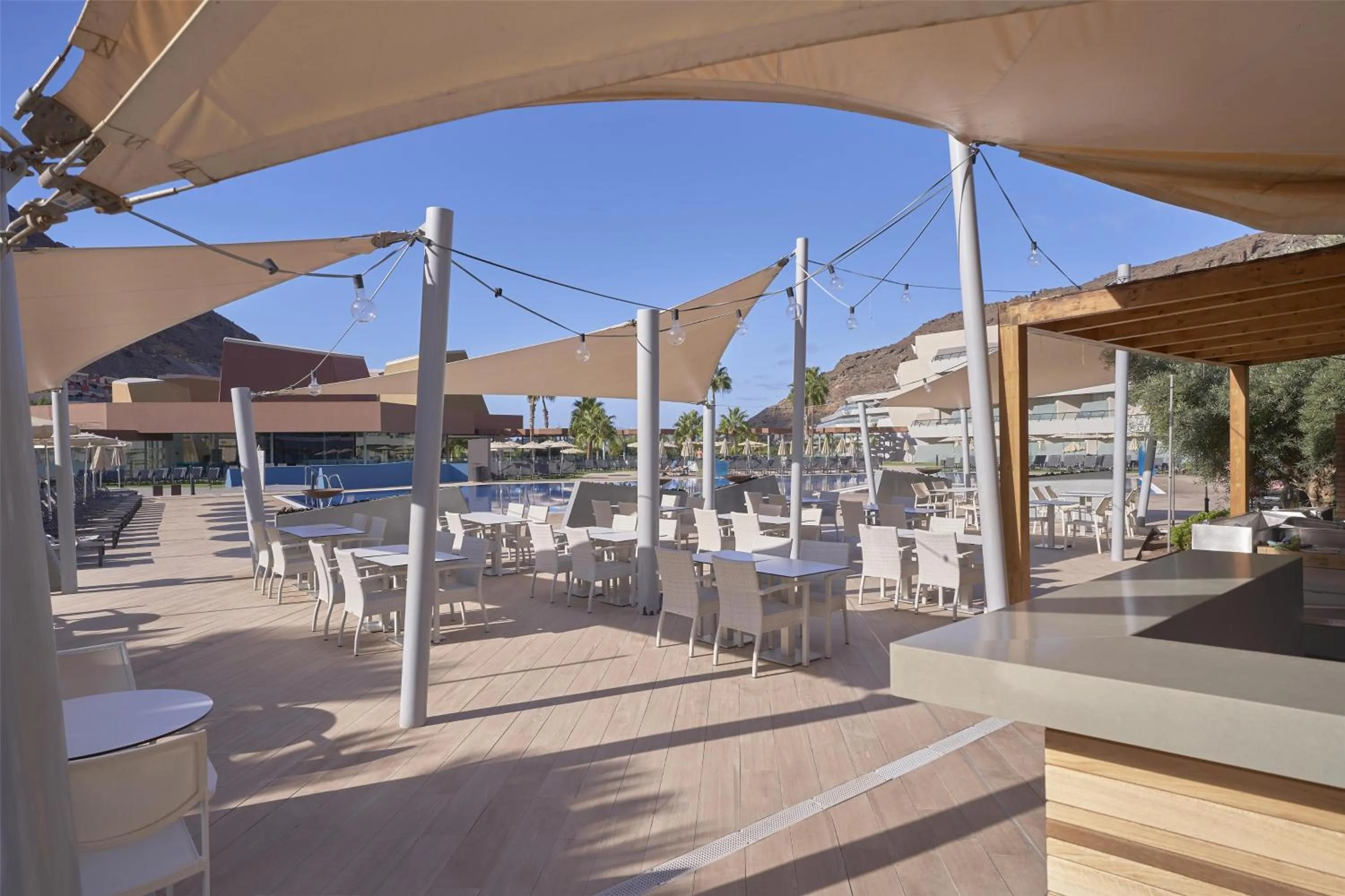 Lounge or bar in Radisson Blu Resort & Spa, Gran Canaria Mogan