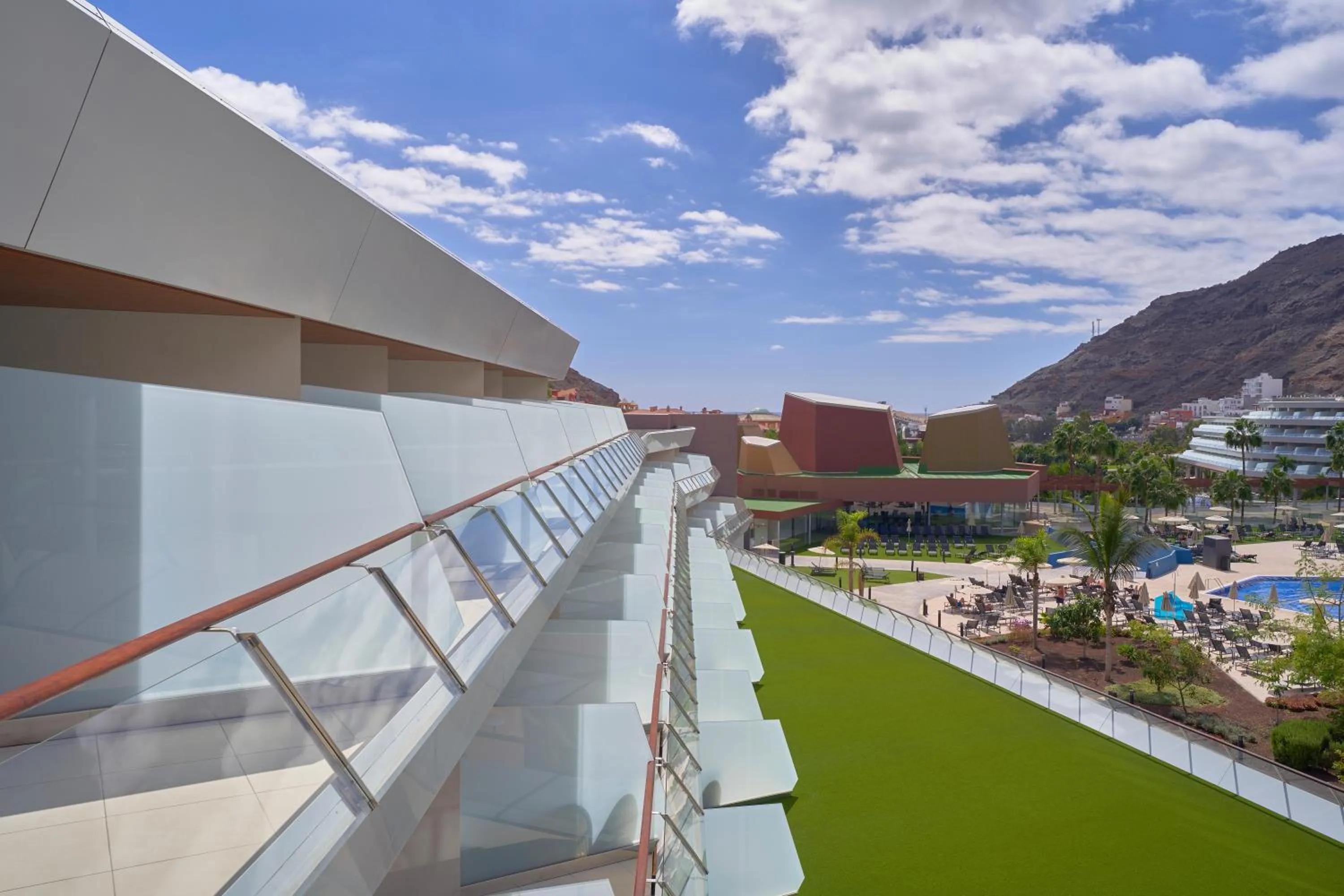 Area and facilities in Radisson Blu Resort & Spa, Gran Canaria Mogan