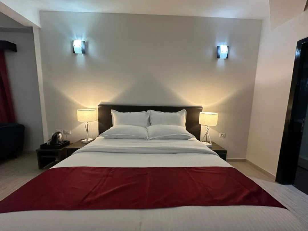 Bed in Hotel Belle Vie