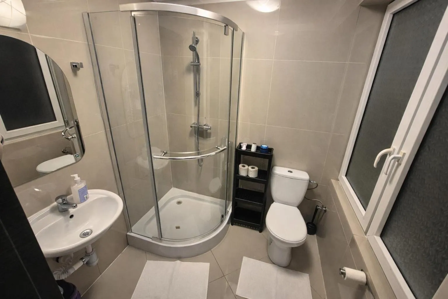 Shower in Hotel Bukowiec