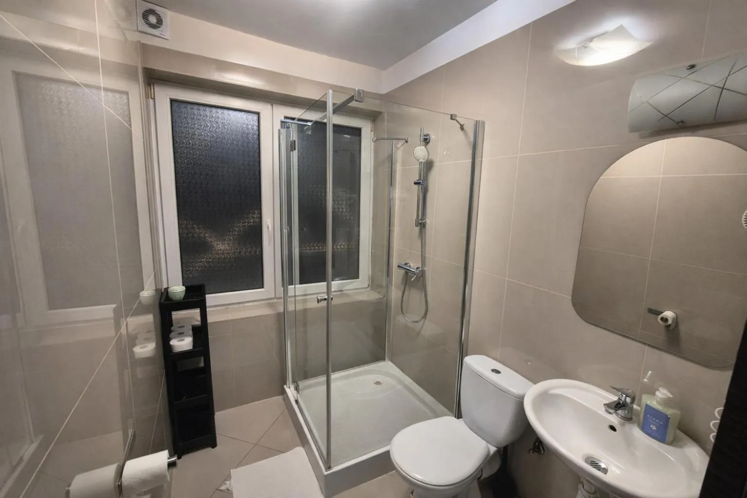 Shower in Hotel Bukowiec