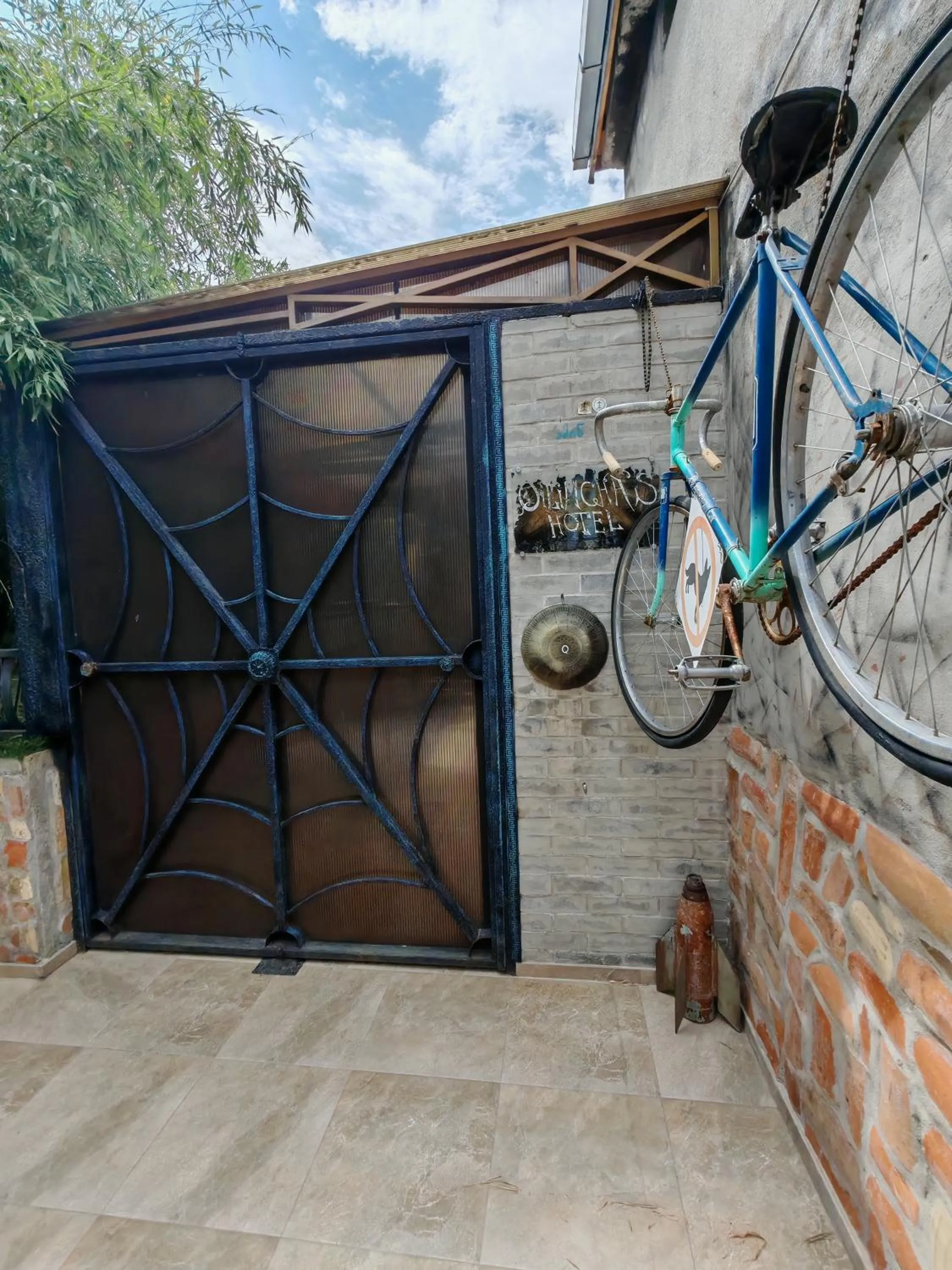 Facade/entrance in Qilimcha's Guesthouse-Art Museum