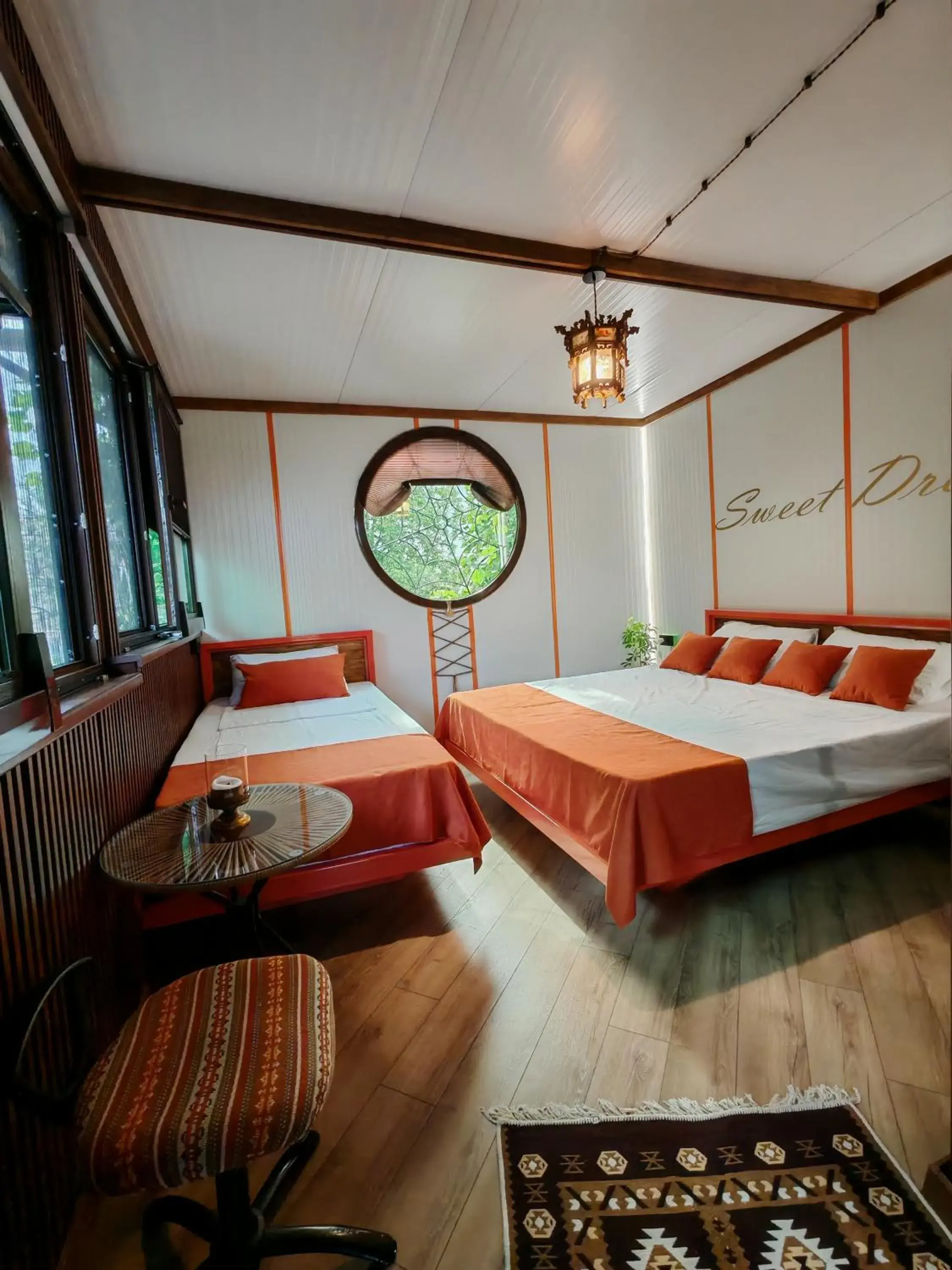 Deluxe One-Bedroom Apartment with Garden View - single occupancy in Qilimcha's Guesthouse-Art Museum Deluxe One-Bedroom Apartment with Garden View - single occupancy in Qilimcha's Guesthouse-Art Museum