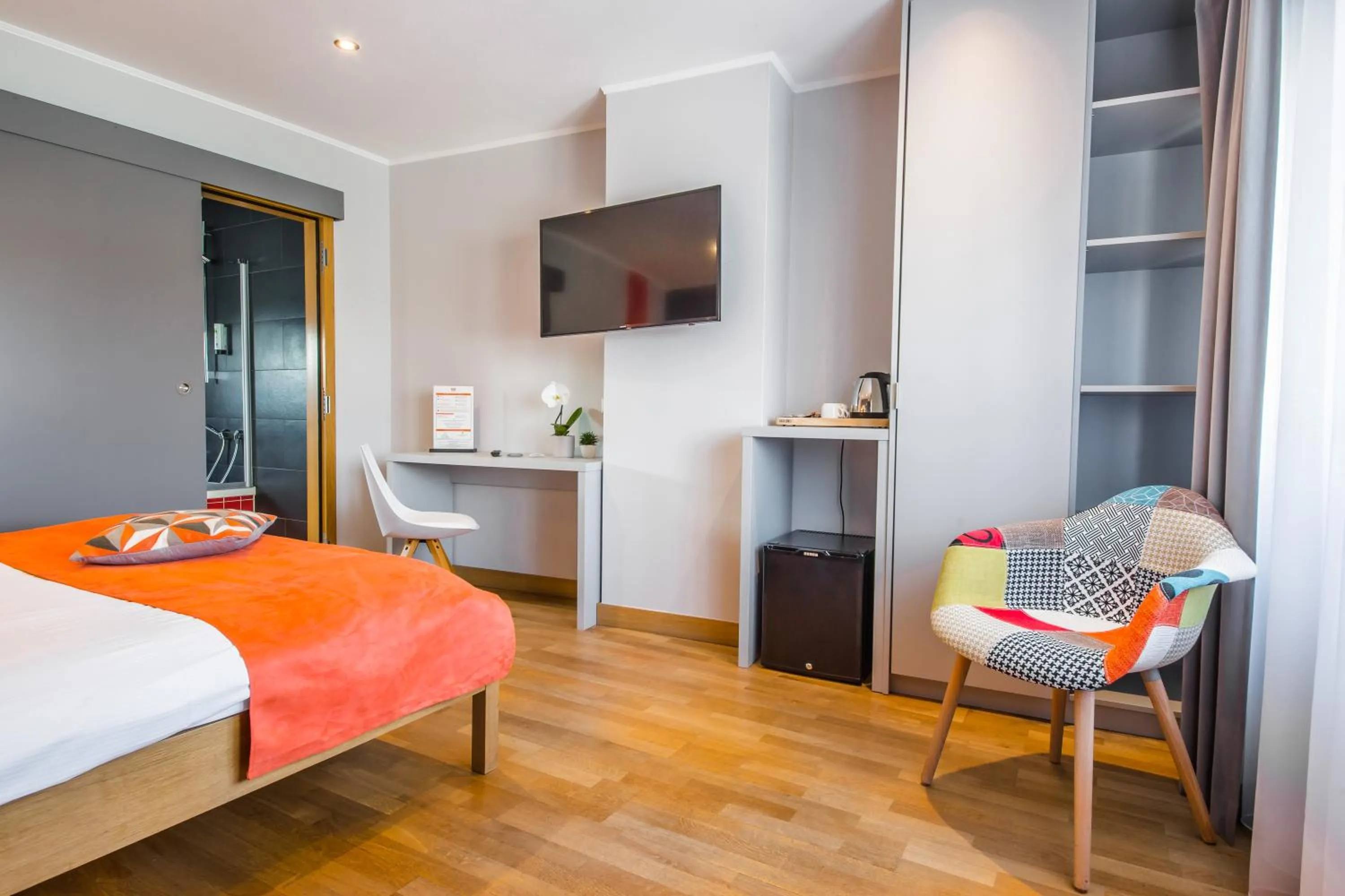 Photo of the whole room, Bed in Mandarina Hotel Luxembourg Strassen